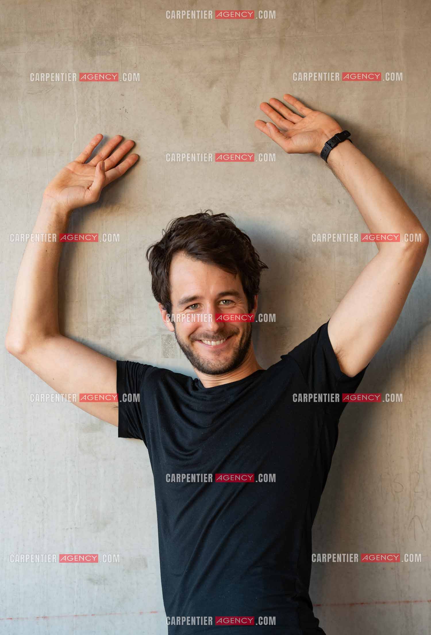 L'acteur humoriste Bertrand Usclat en promotion pour son premier rôle dans le film “ JUMEAUX MAIS PAS TROP “ en avant première au cinéma Six n'étoiles de Six Fours les Plages.   ( Exclusif )