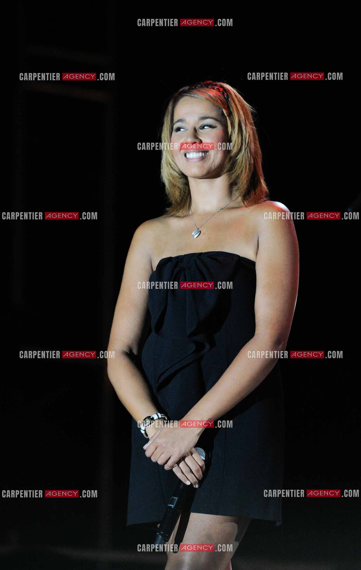 La chanteuse Chimène Badi en concert à Bandol.