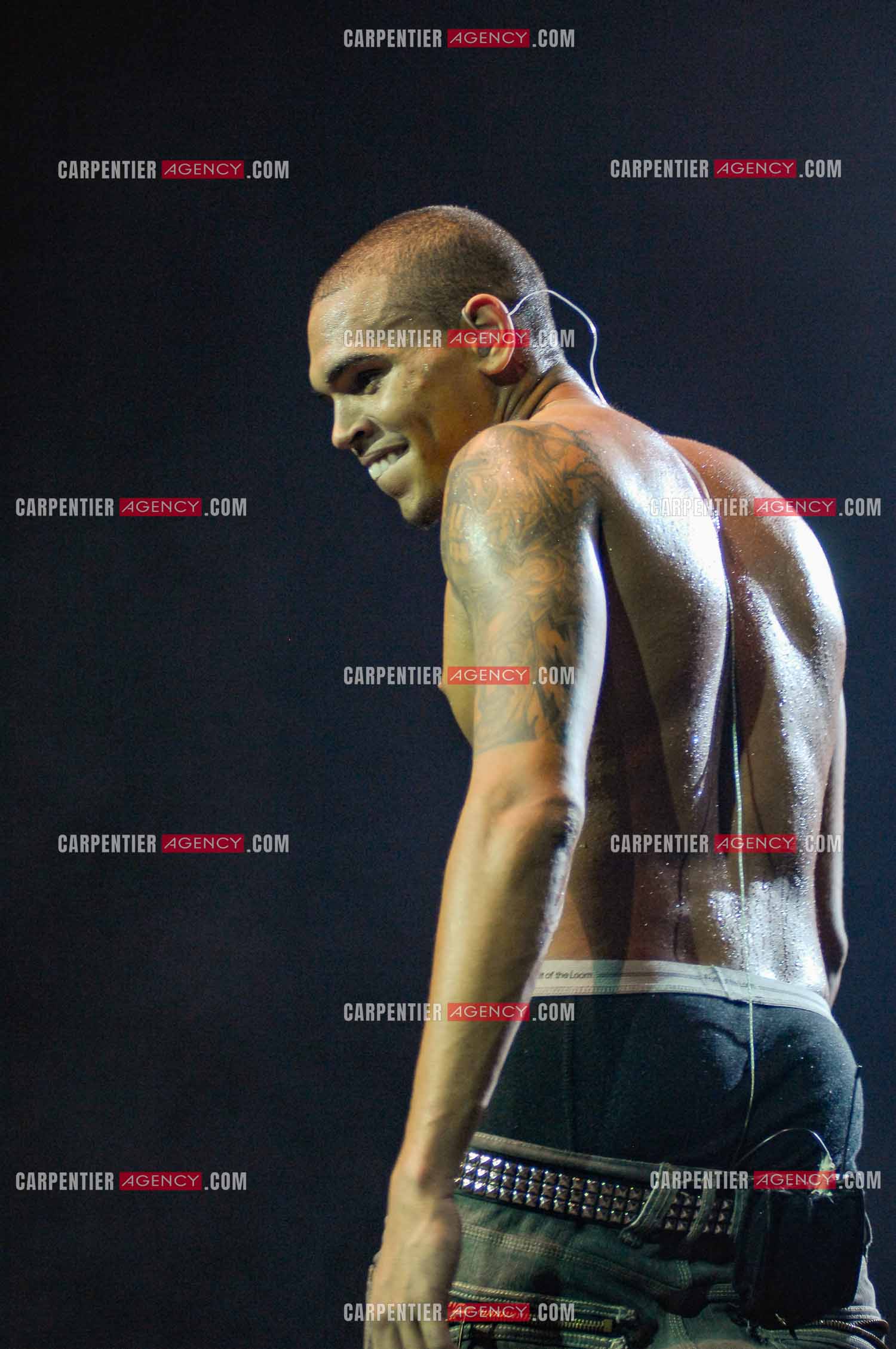 Le rappeur Chris Brown en concert au Zénith de Paris en 2008.  ( Exclusif )