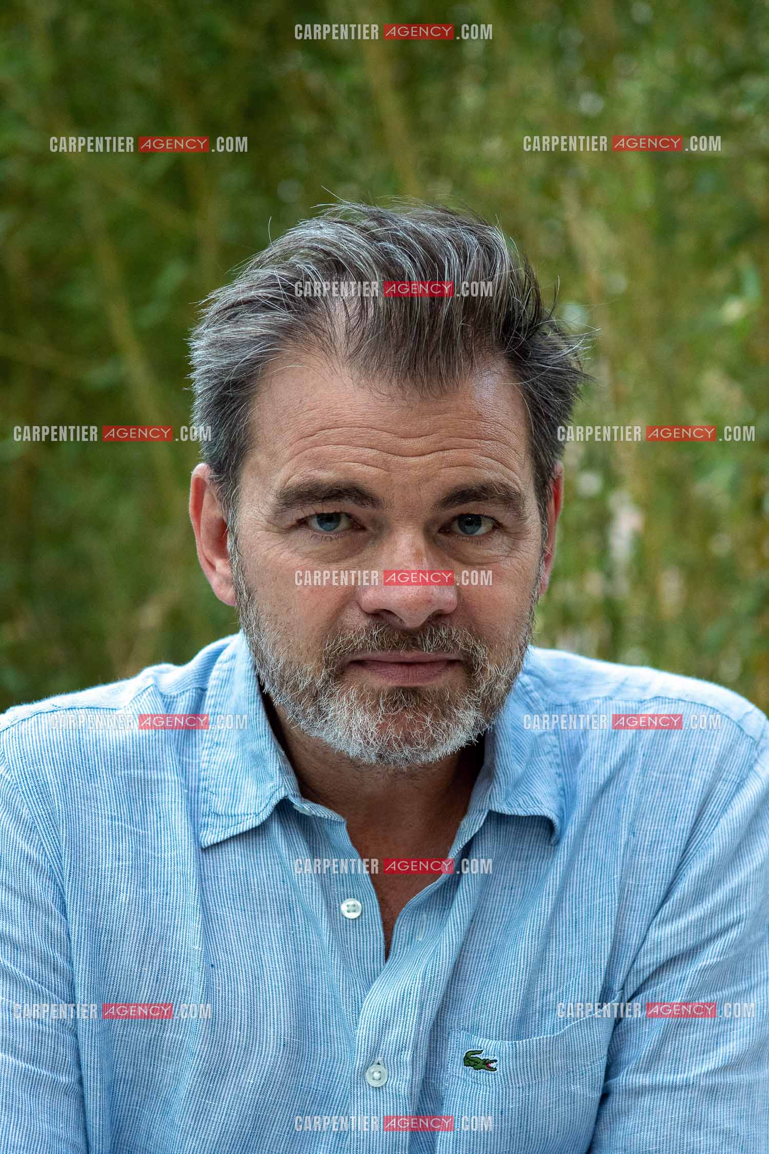 L'acteur Clovis Cornillac venu présenter son film “ Si on chantait “ au cinéma “ SIX N'ÉTOILES “ de Six Fours Les Plages.       ( Exclusif )