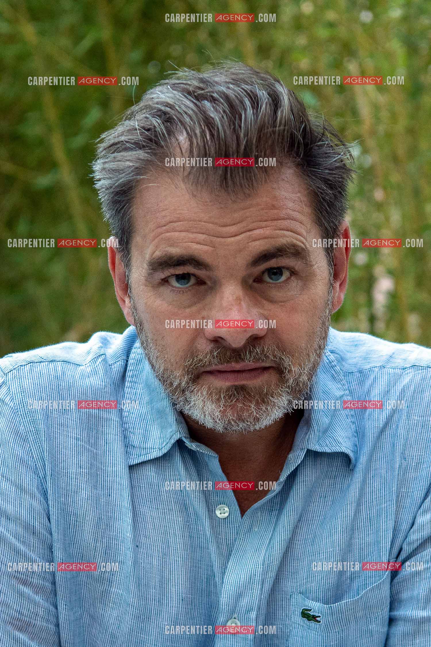 L'acteur Clovis Cornillac venu présenter son film “ Si on chantait “ au cinéma “ SIX N'ÉTOILES “ de Six Fours Les Plages.       ( Exclusif )