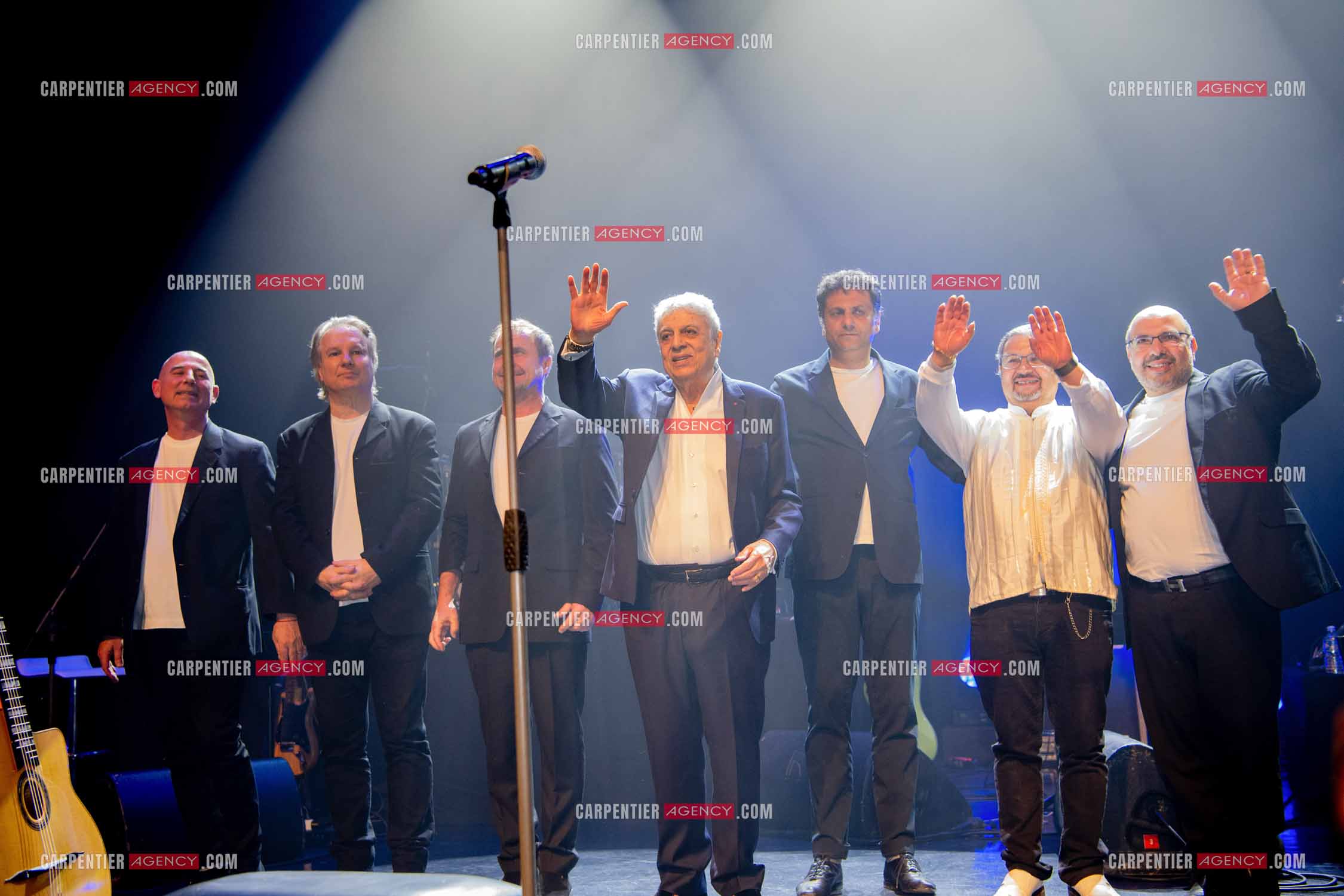 Le chanteur Enrico Macias en concert au Palais Neptune de Toulon en avant première de ses prochains concerts à l'Olympia le 18 et 19 mai 2024.     ( Exclusif )