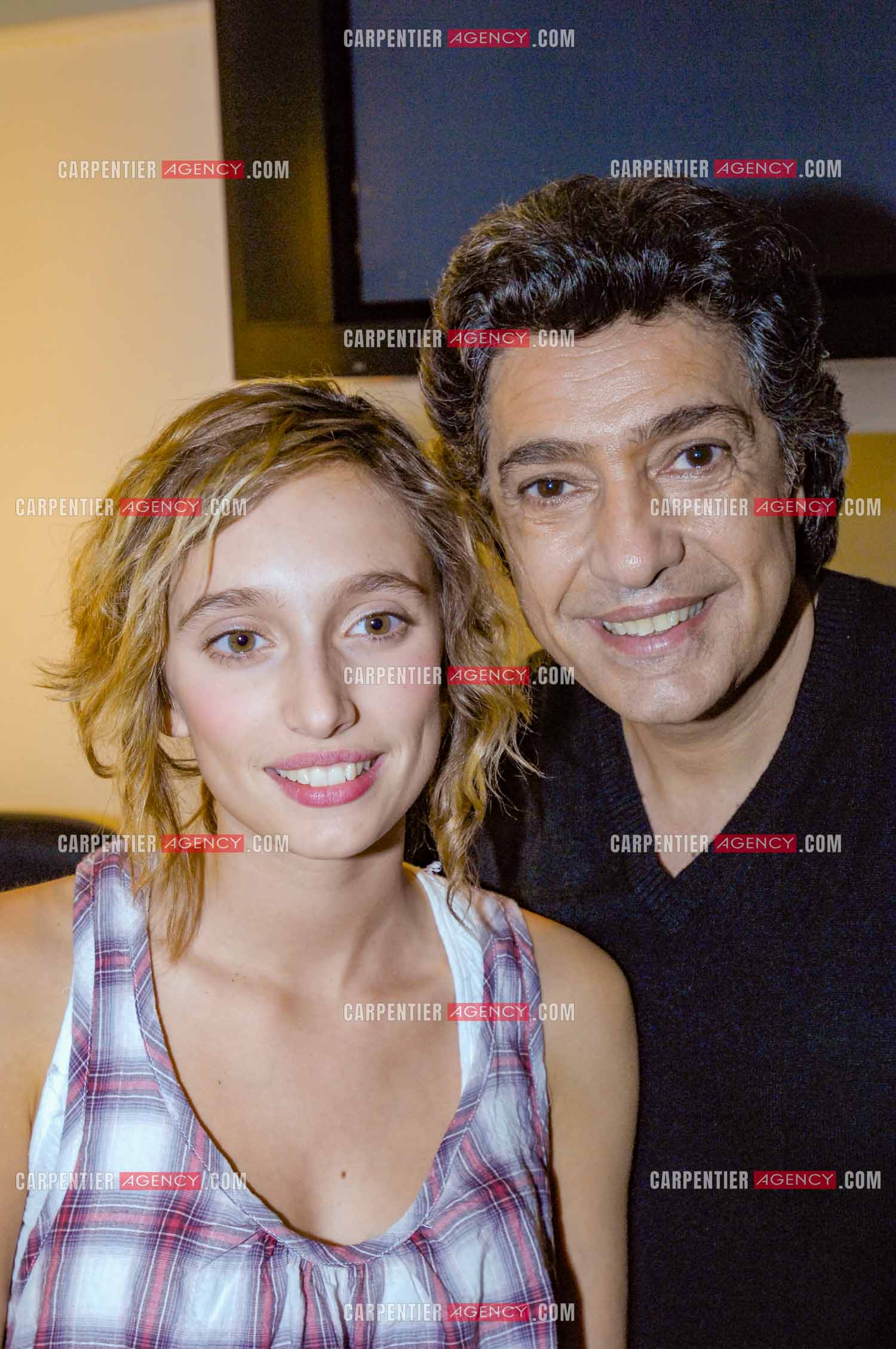 Le chanteur Frédéric François à l'Olympia du 29 février au 09 mars 2008. Frédéric et sa fille Victoria.  ( Exclusif )