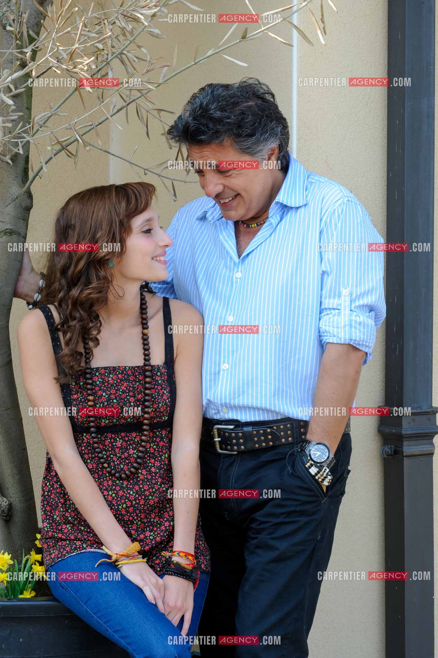 Le chanteur Frédéric François chez lui en Belgique. Frédéric avec sa fille Victoria. ( Exclusif )