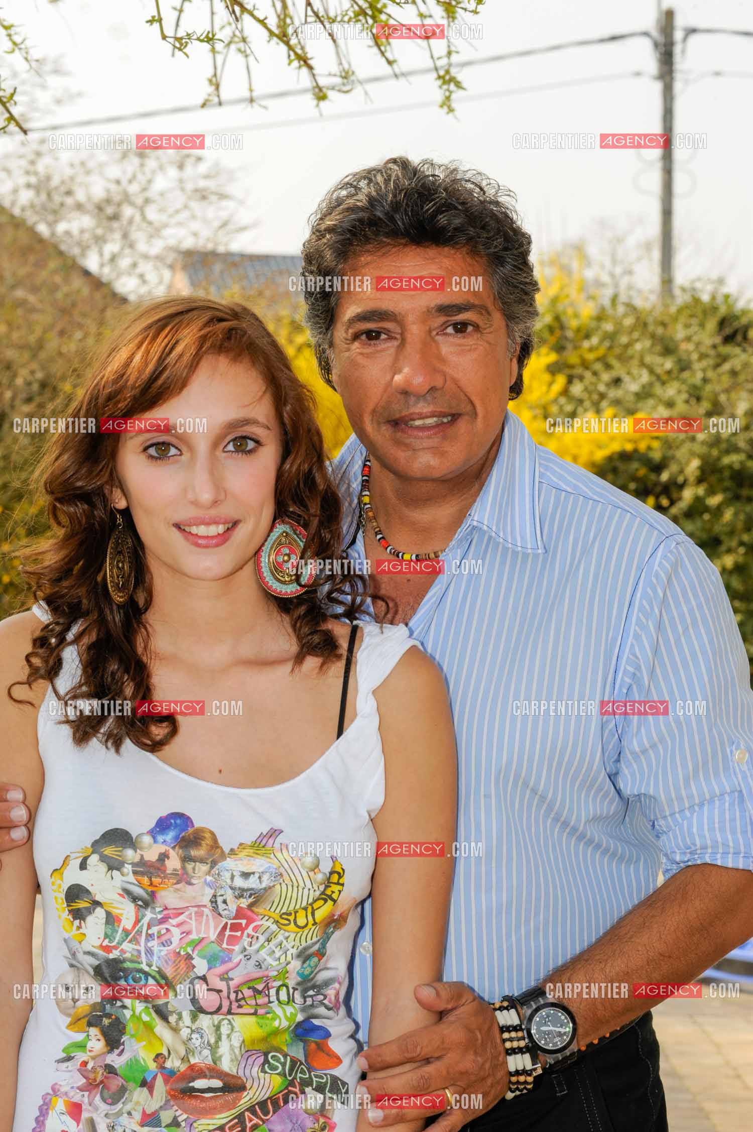Le chanteur Frédéric François chez lui en Belgique. Frédéric avec sa fille Victoria. ( Exclusif )