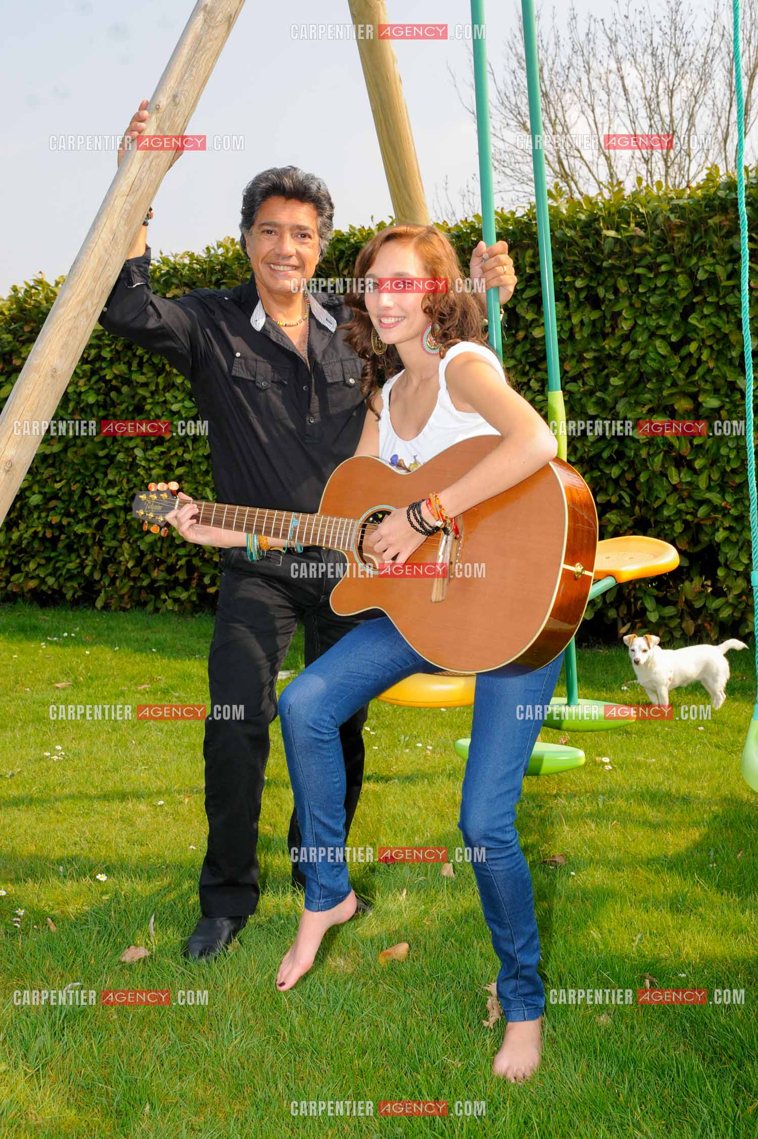 Le chanteur Frédéric François chez lui en Belgique. Frédéric avec sa fille Victoria. ( Exclusif )