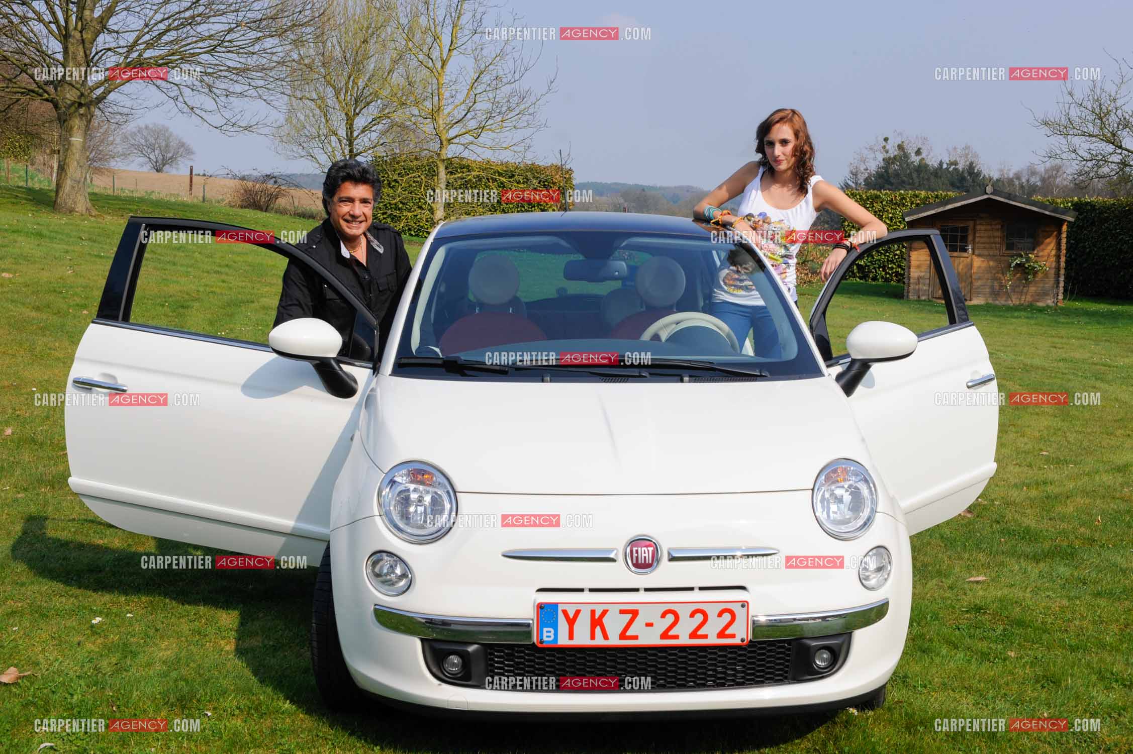 Le chanteur Frédéric François chez lui en Belgique. Frédéric avec sa fille Victoria. ( Exclusif )
