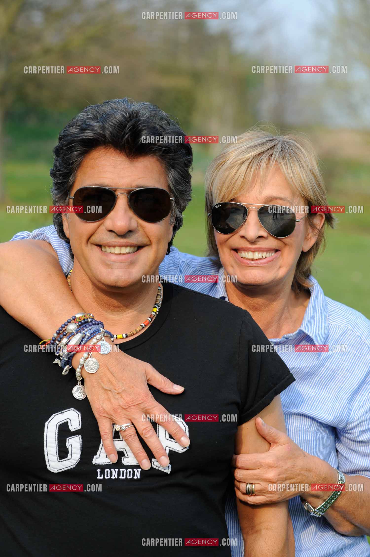 Le chanteur Frédéric François chez lui en Belgique. Frédéric et sa femme Monique.  ( Exclusif )