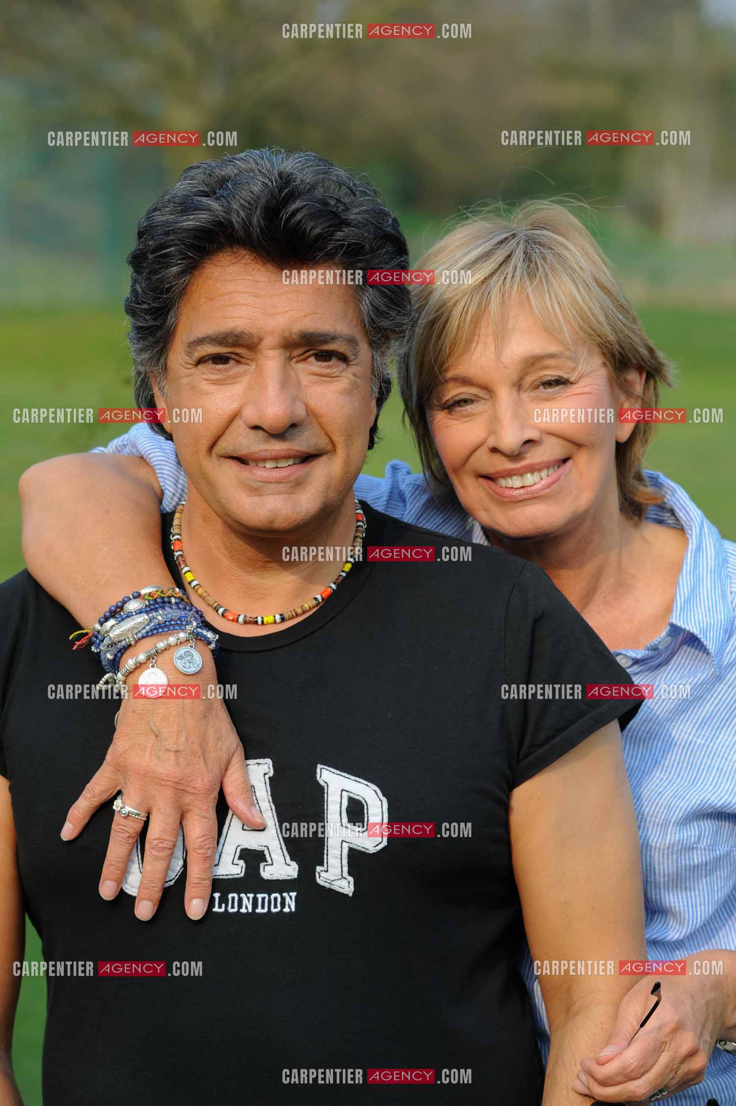 Le chanteur Frédéric François chez lui en Belgique. Frédéric et sa femme Monique.  ( Exclusif )