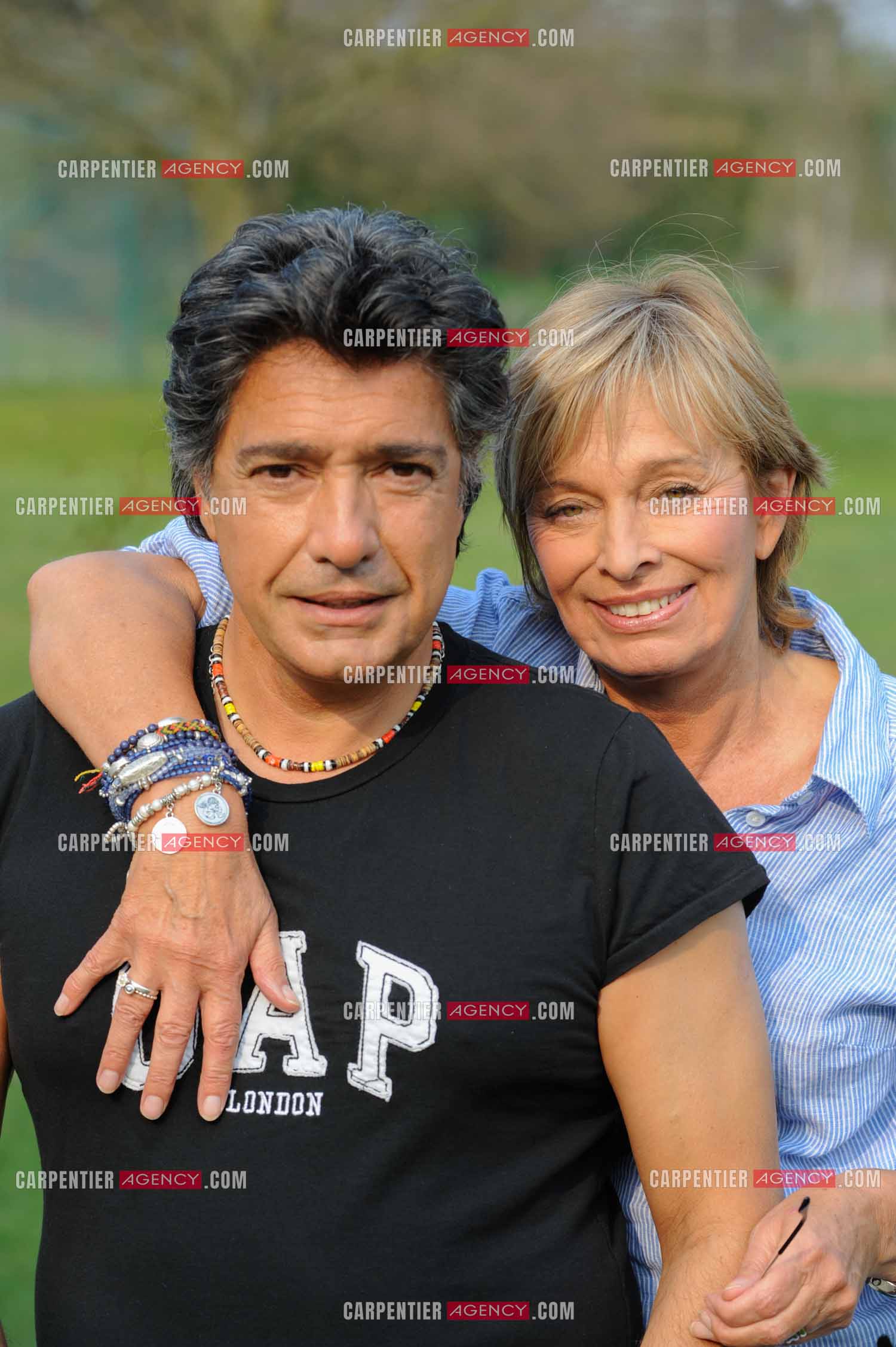 Le chanteur Frédéric François chez lui en Belgique. Frédéric et sa femme Monique.  ( Exclusif )