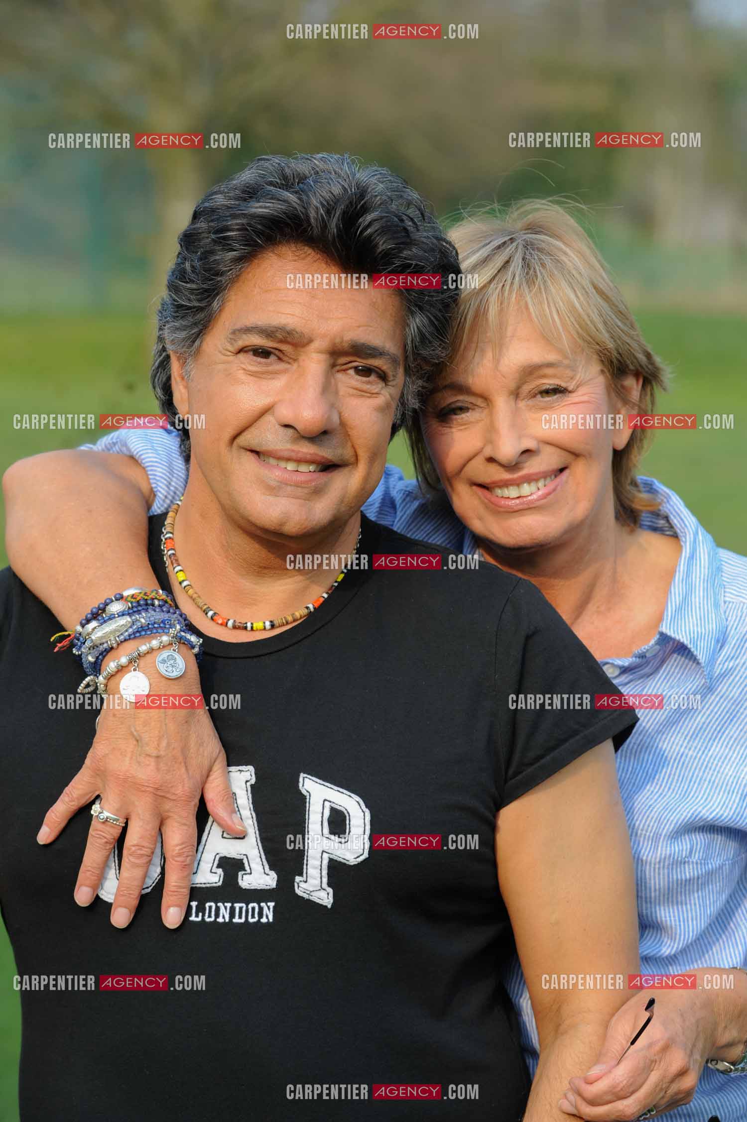 Le chanteur Frédéric François chez lui en Belgique. Frédéric et sa femme Monique.  ( Exclusif )