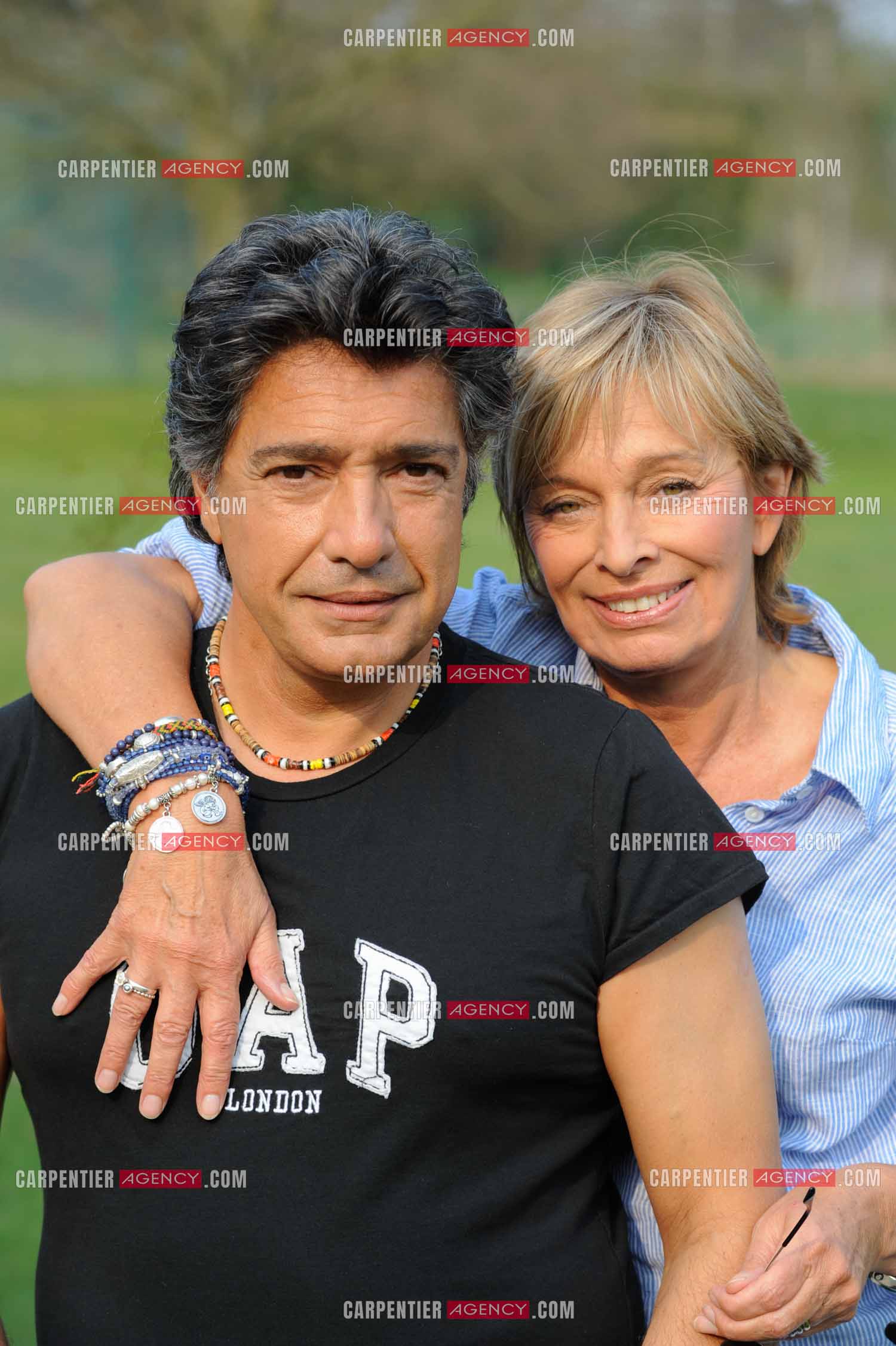 Le chanteur Frédéric François chez lui en Belgique. Frédéric et sa femme Monique.  ( Exclusif )