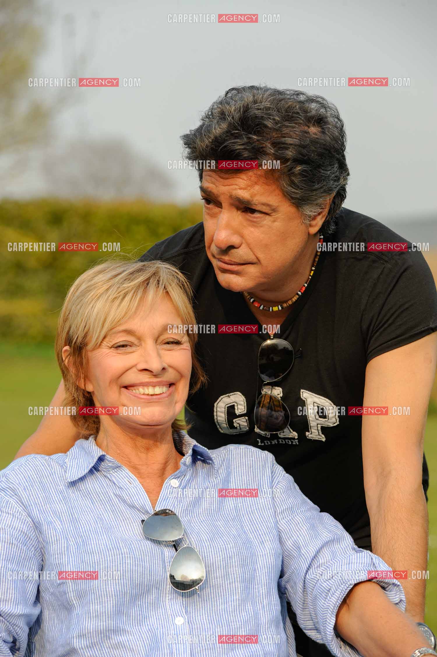 Le chanteur Frédéric François chez lui en Belgique. Frédéric et sa femme Monique.  ( Exclusif )