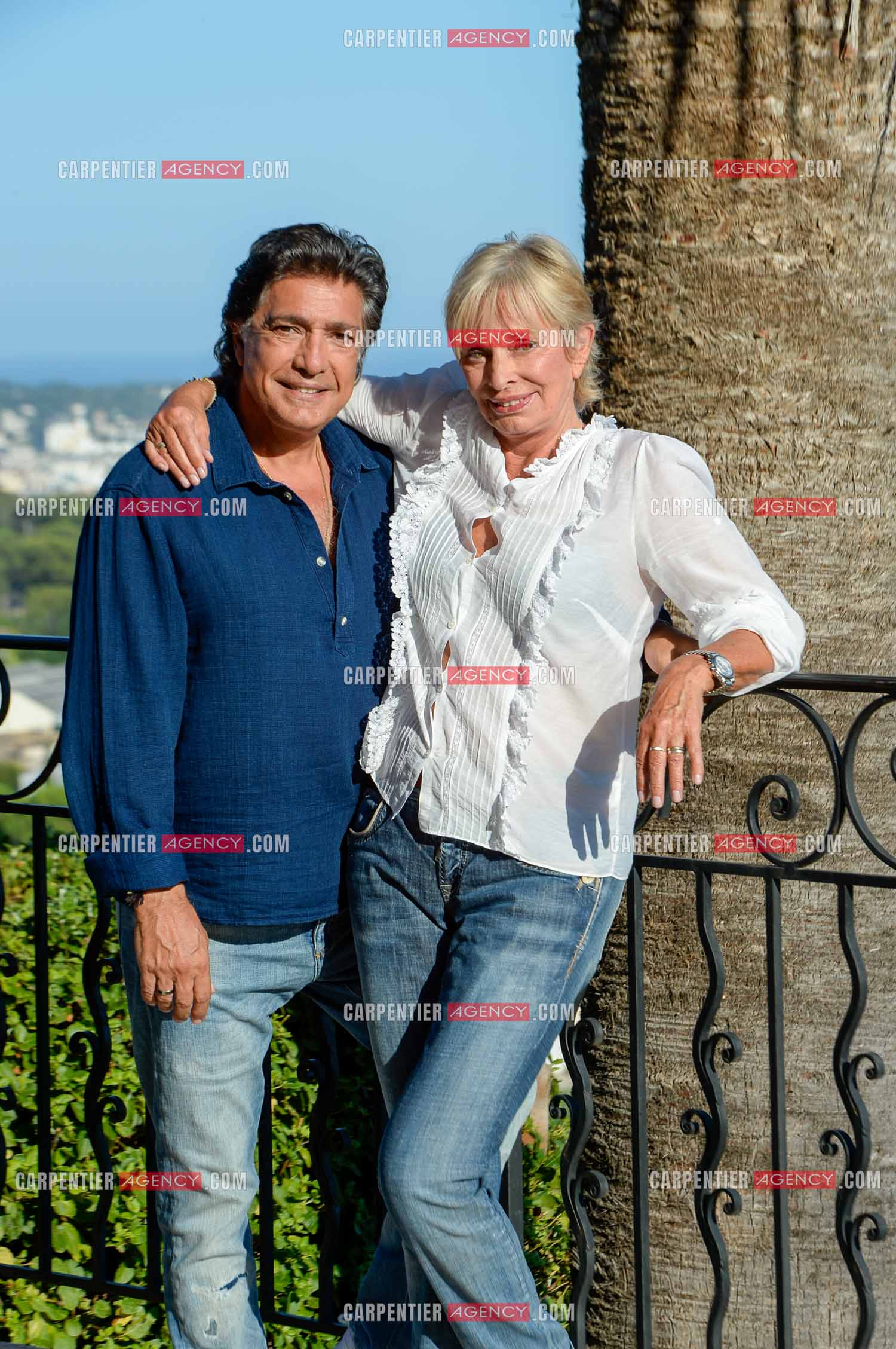 Le chanteur Frédéric François et sa femme Monique lors de leurs  vacances dans leur résidence secondaire d'Antibes. ( Exclusif )