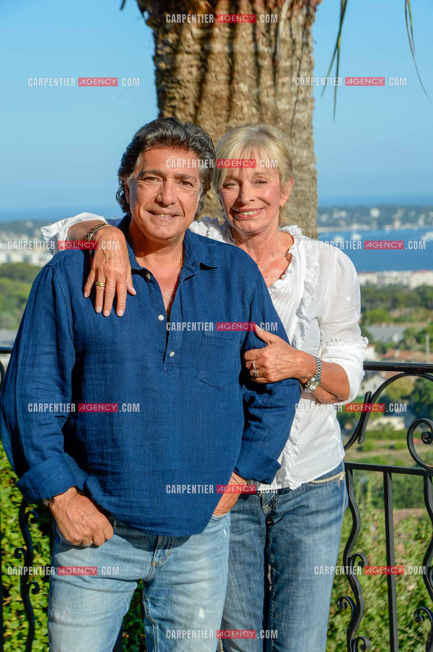 Le chanteur Frédéric François et sa femme Monique lors de leurs  vacances dans leur résidence secondaire d'Antibes. ( Exclusif )