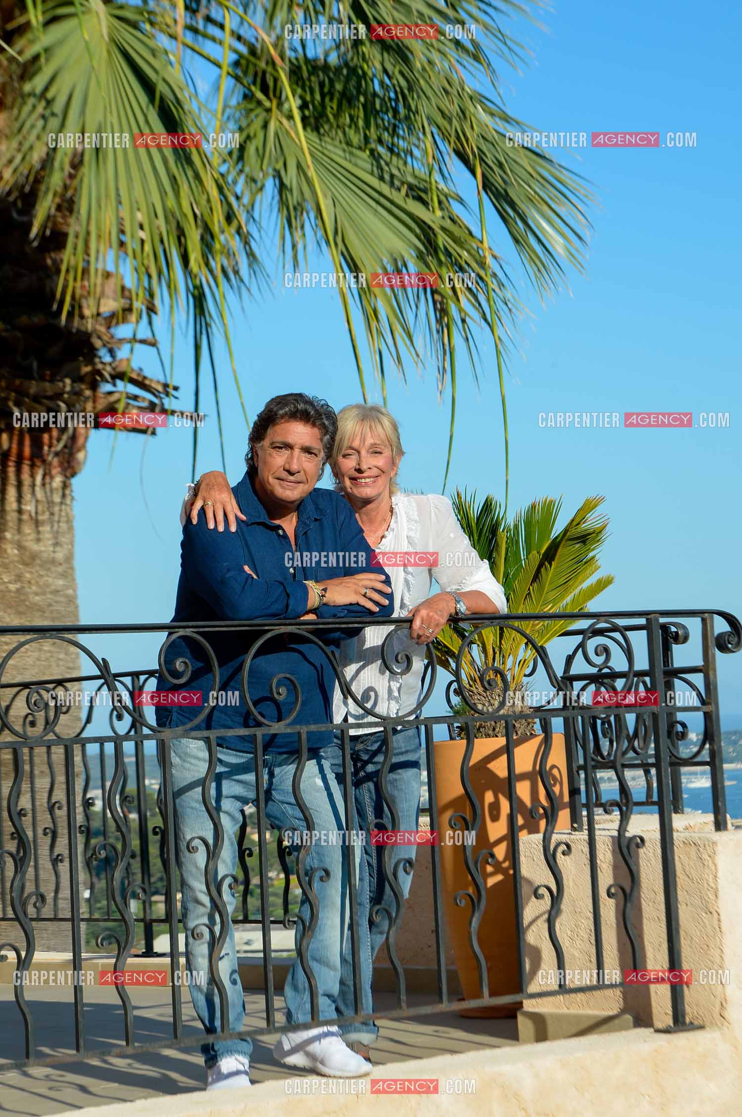 Le chanteur Frédéric François et sa femme Monique lors de leurs  vacances dans leur résidence secondaire d'Antibes. ( Exclusif )