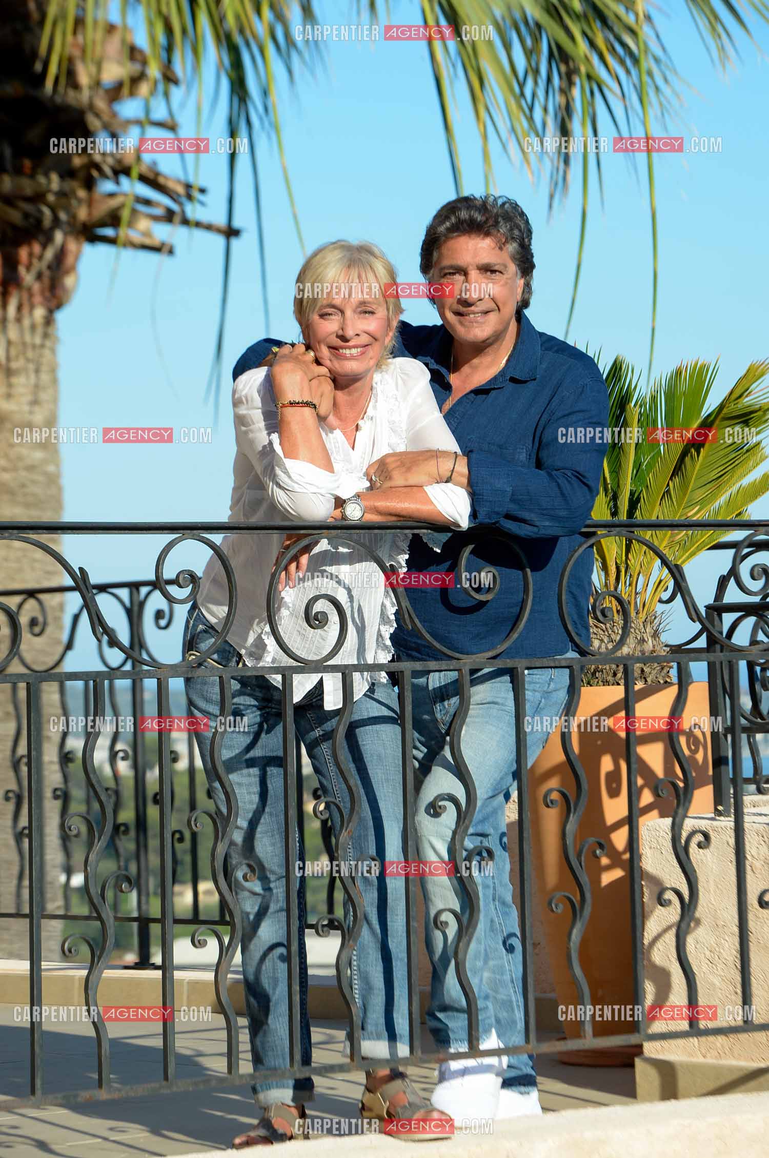 Le chanteur Frédéric François et sa femme Monique lors de leurs  vacances dans leur résidence secondaire d'Antibes. ( Exclusif )