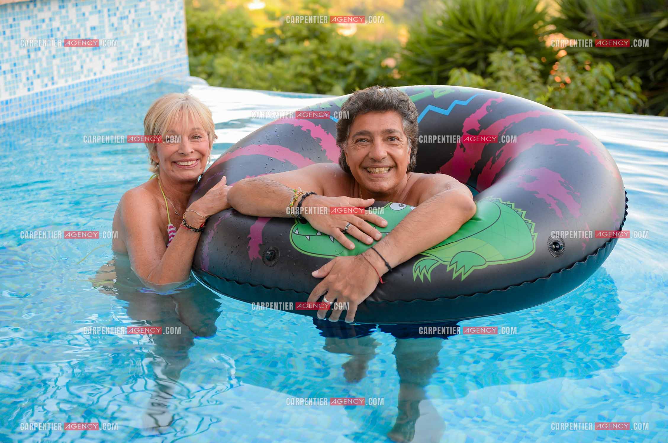 Le chanteur Frédéric François et sa femme Monique lors de leurs  vacances dans leur résidence secondaire d'Antibes. ( Exclusif )