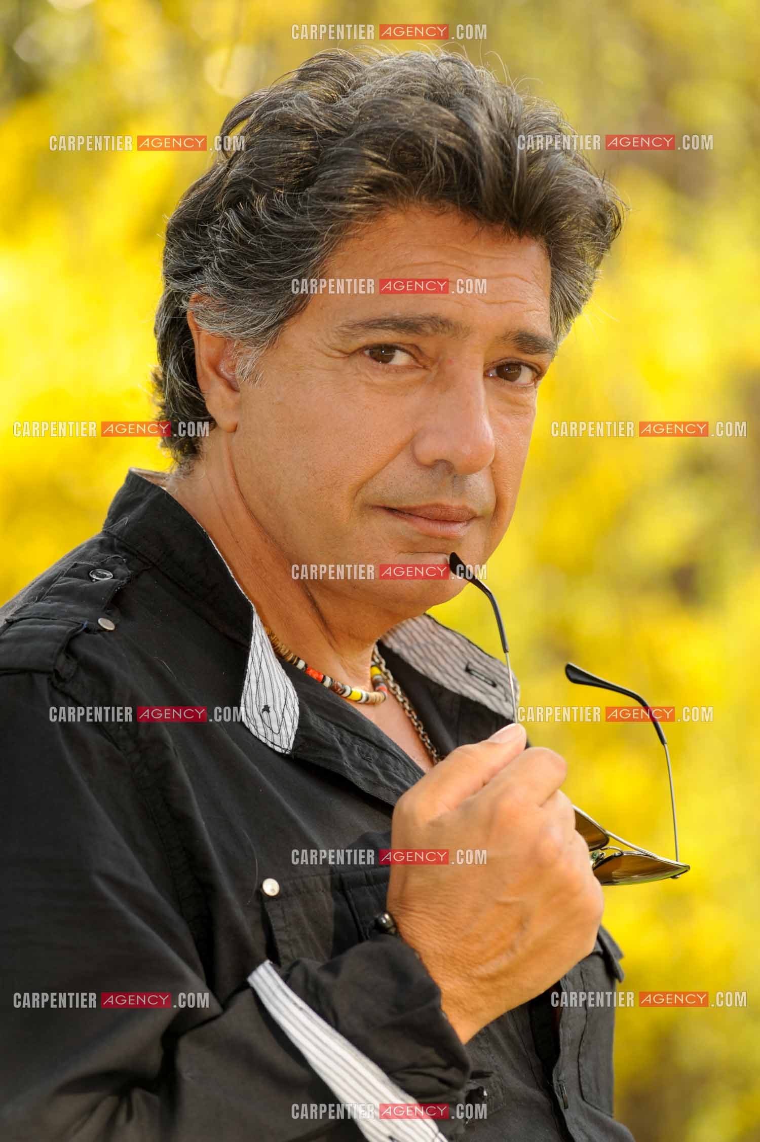 Le chanteur Frédéric François chez lui en Belgique. Portrait de Frédéric. ( Exclusif )