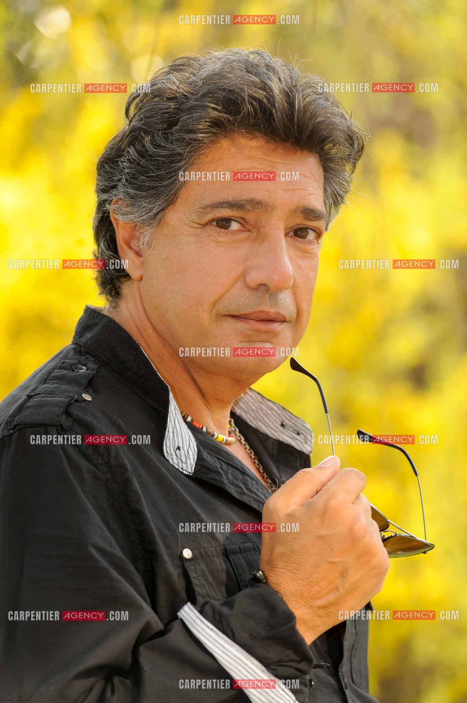 Le chanteur Frédéric François chez lui en Belgique. Portrait de Frédéric. ( Exclusif )