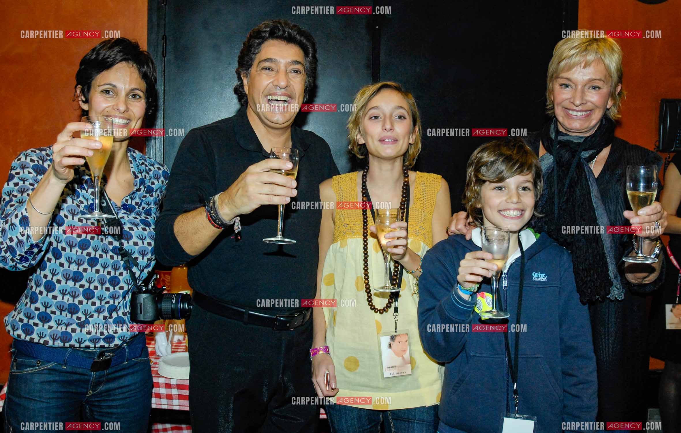 Le chanteur Frédéric François à l'Olympia du 29 février au 09 mars 2008. Victoria la fille de Frédéric François fête ses 18 ans entourée de toute sa famille et ses amis.  ( Exclusif )
