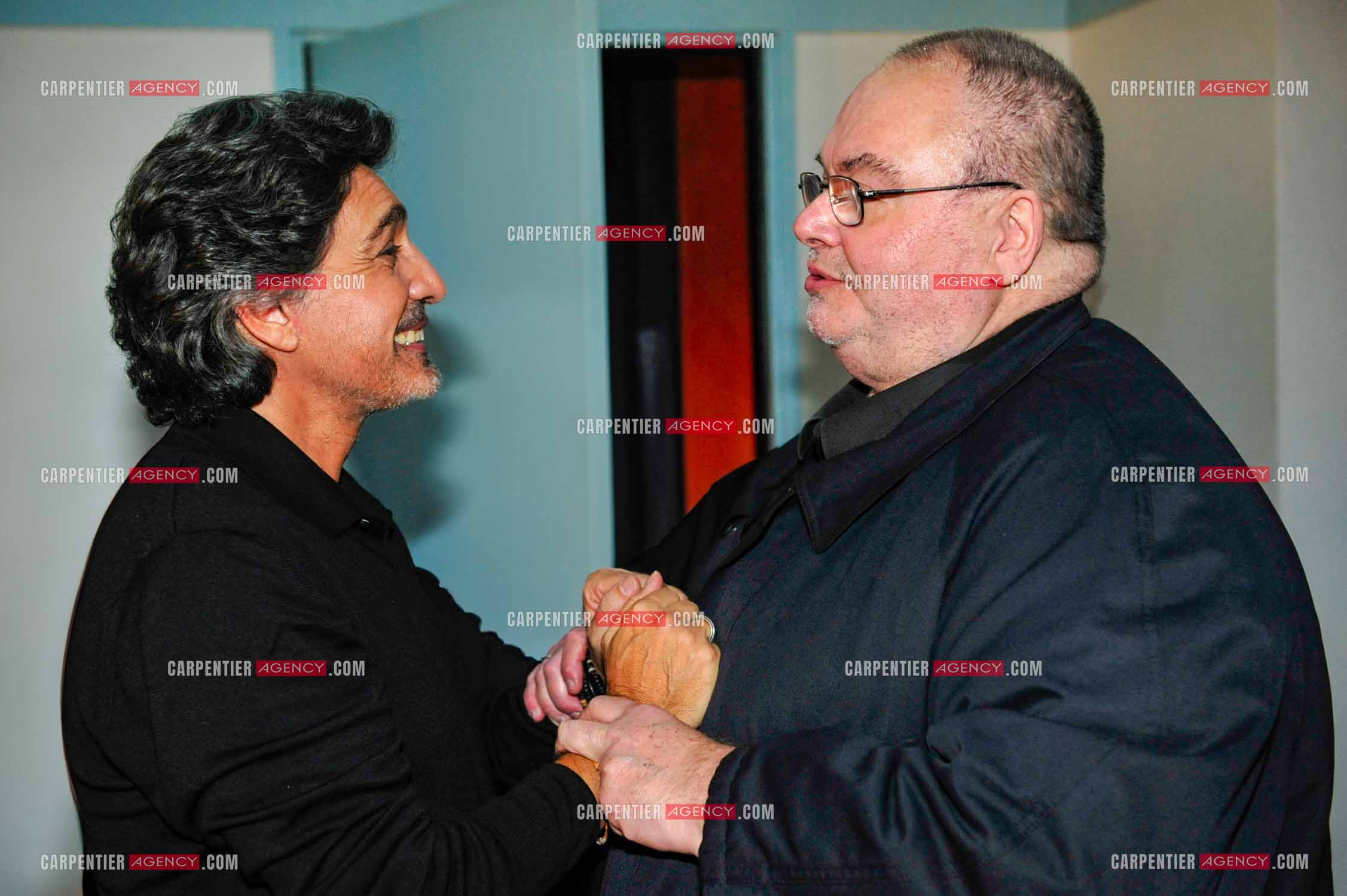 Le chanteur Frédéric François à l'Olympia du 11 au 20 février 2011. Frédéric et son ex attaché de presse Eddy Despretz.  ( Exclusif )