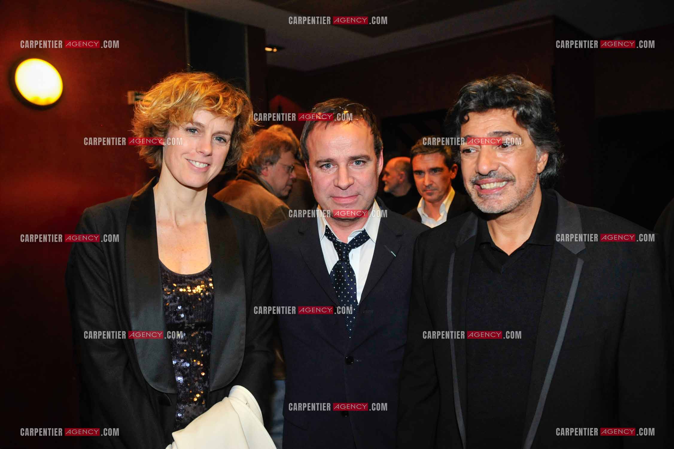 Le chanteur Frédéric François à l'Olympia du 11 au 20 février 2011. Dans les loges, Frédéric François reçoit Fabien Lecoeuvre et sa femme Anne Richard.  ( Exclusif )
