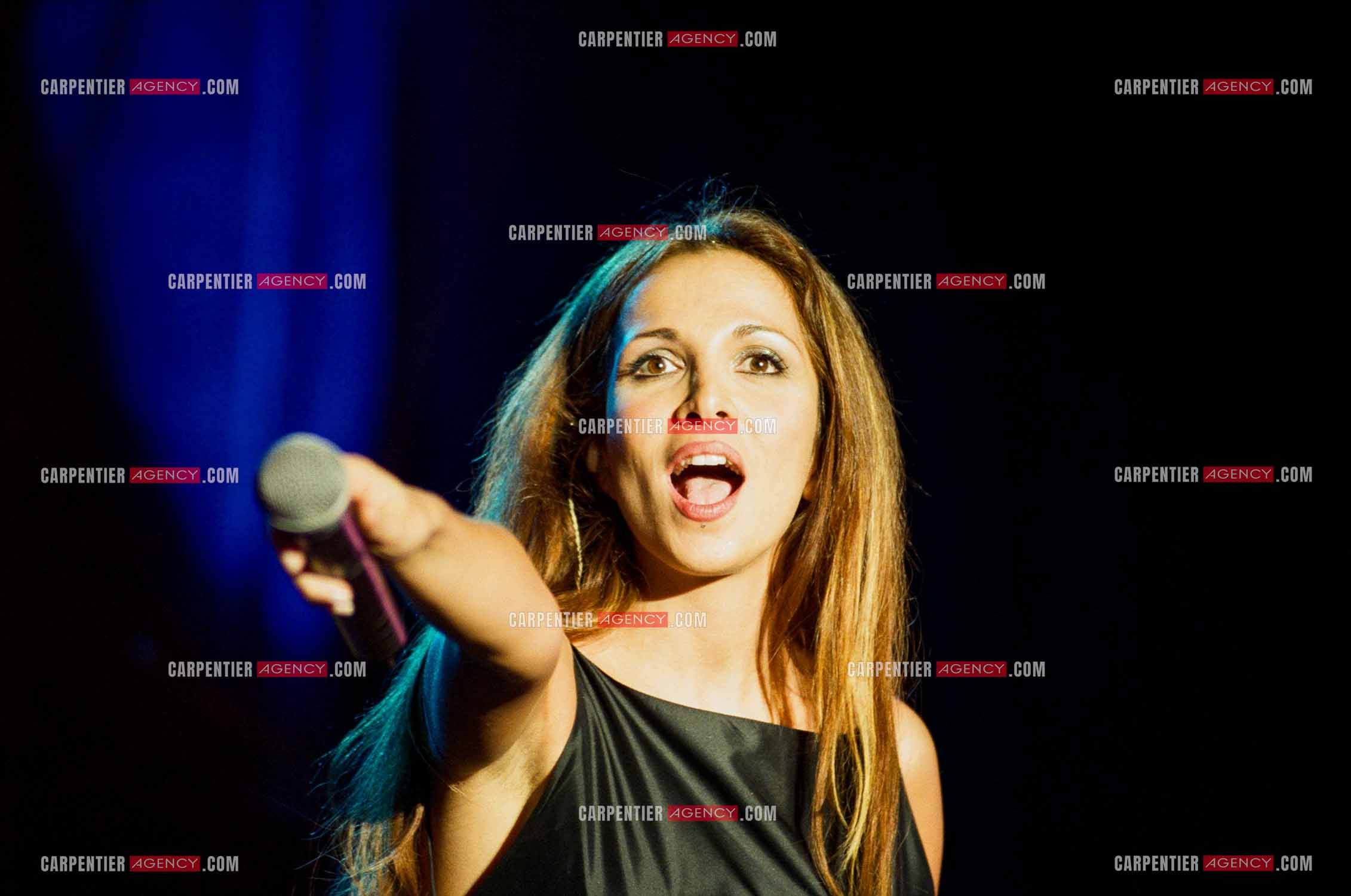 La chanteuse Hélène Ségara en concert.    ( Exclusif )
