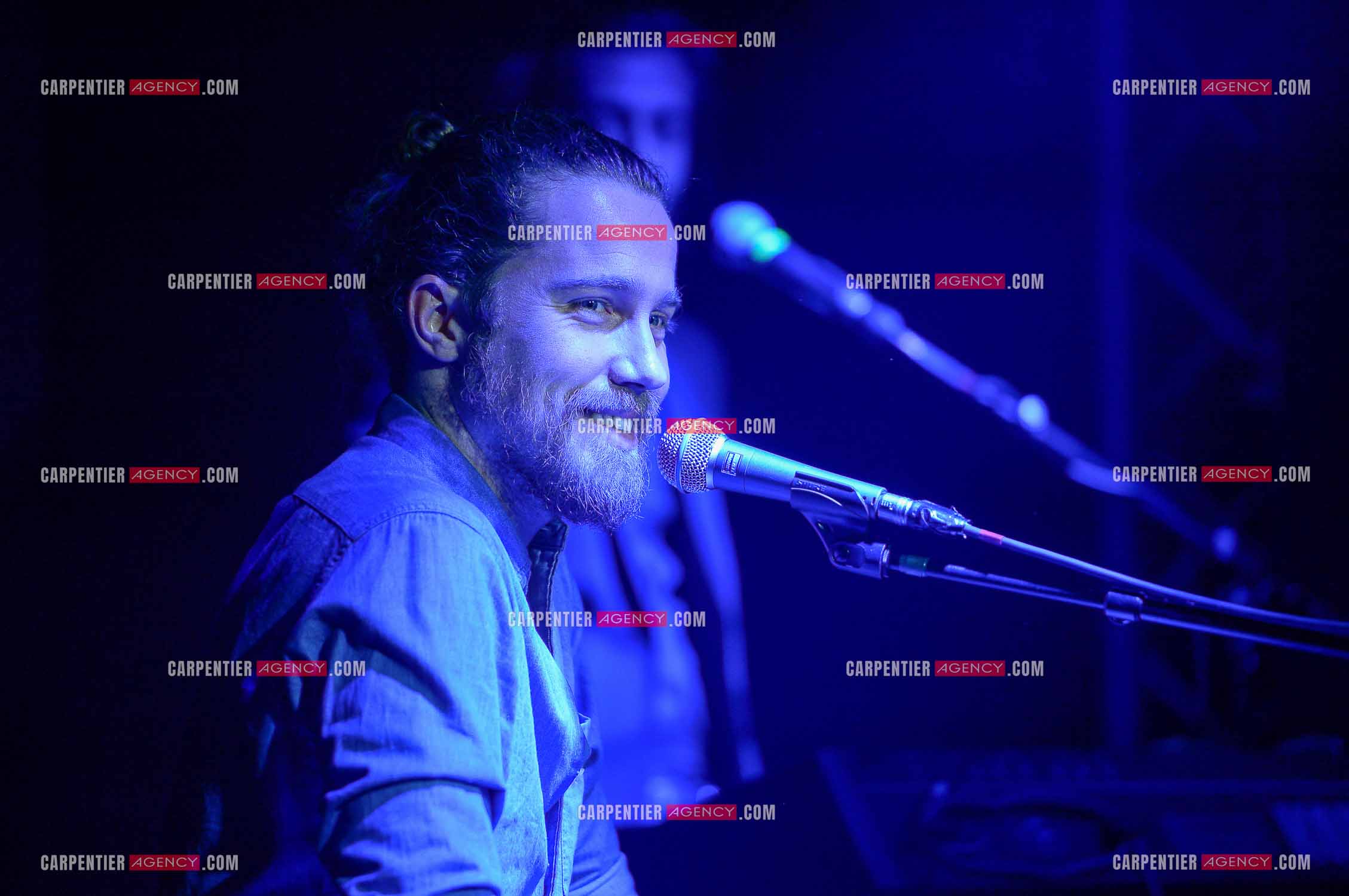 Soirée privée au PAN PIPER avec Julien Doré dans le 20 ém arrondissement de Paris.   ( Exclusif )