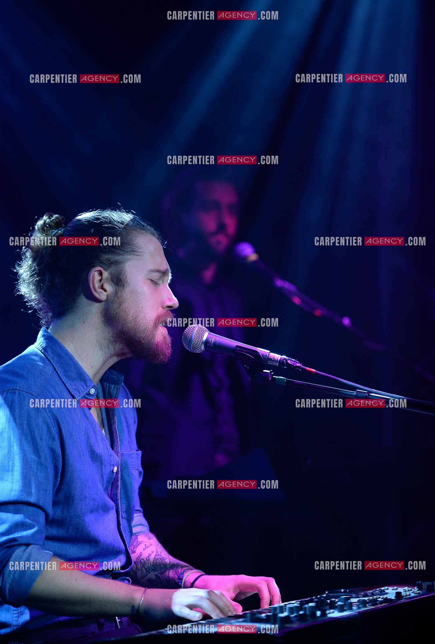 Soirée privée au PAN PIPER avec Julien Doré dans le 20 ém arrondissement de Paris.   ( Exclusif )