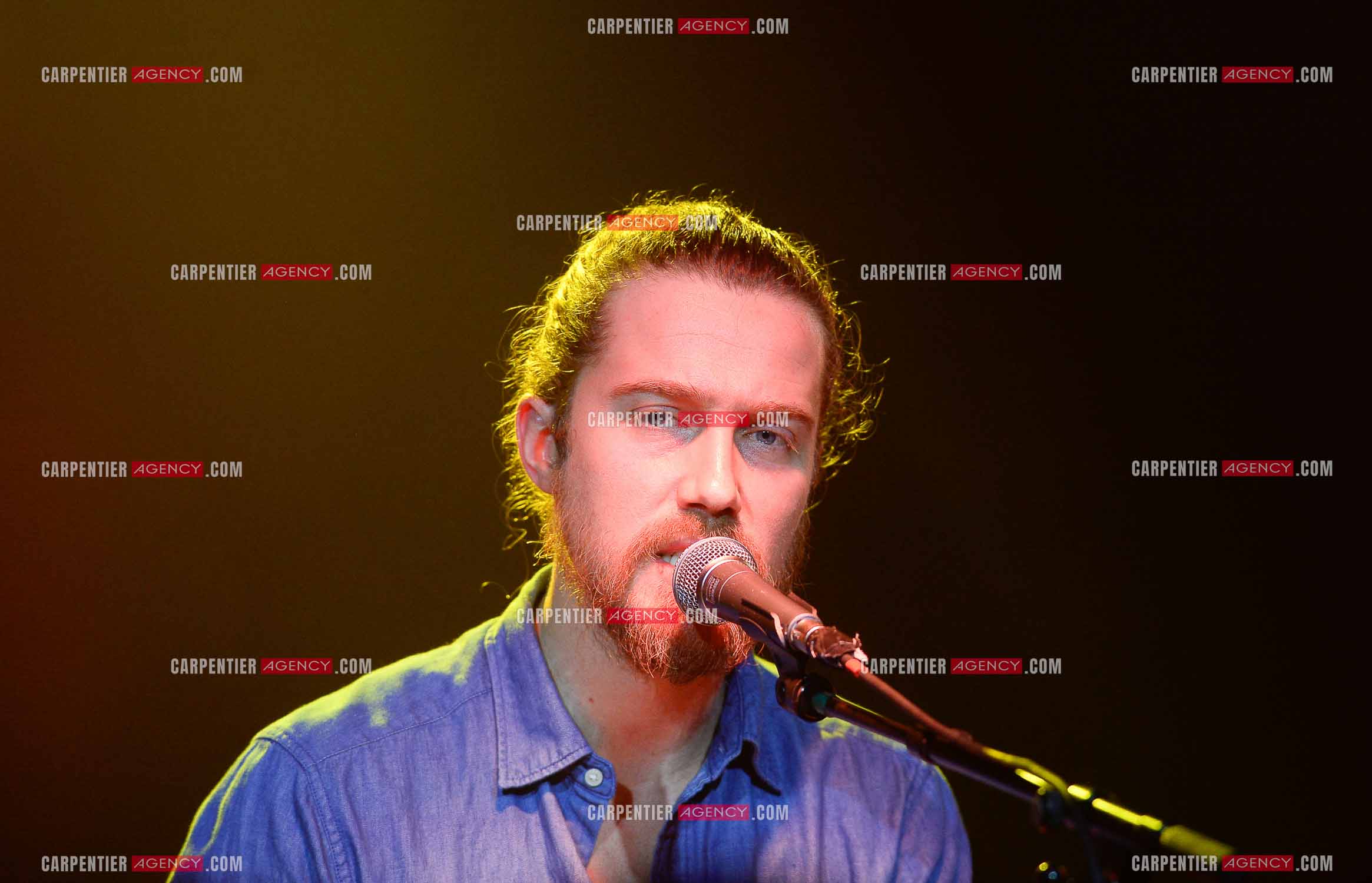Soirée privée au PAN PIPER avec Julien Doré dans le 20 ém arrondissement de Paris.   ( Exclusif )
