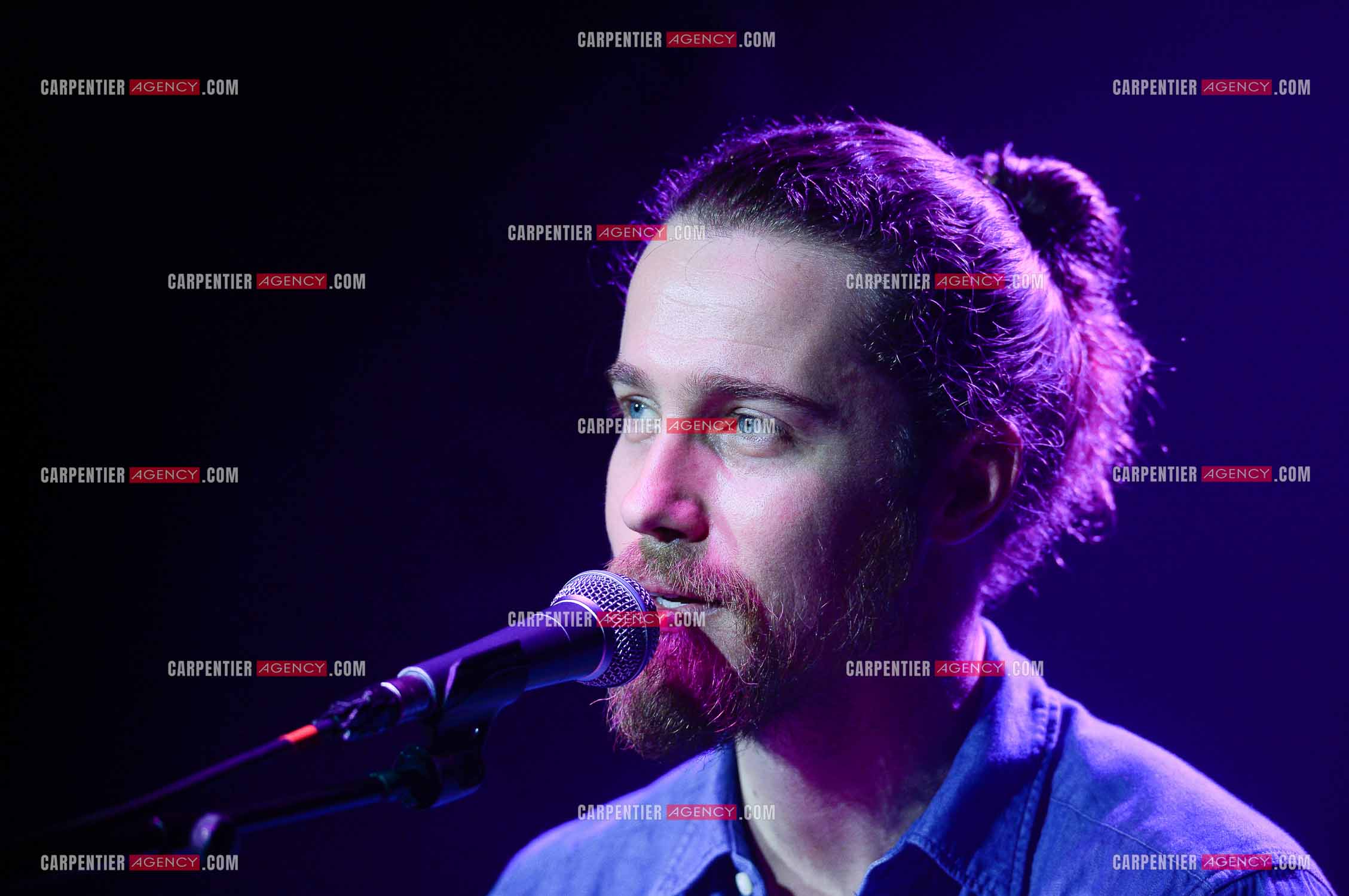 Soirée privée au PAN PIPER avec Julien Doré dans le 20 ém arrondissement de Paris.   ( Exclusif )