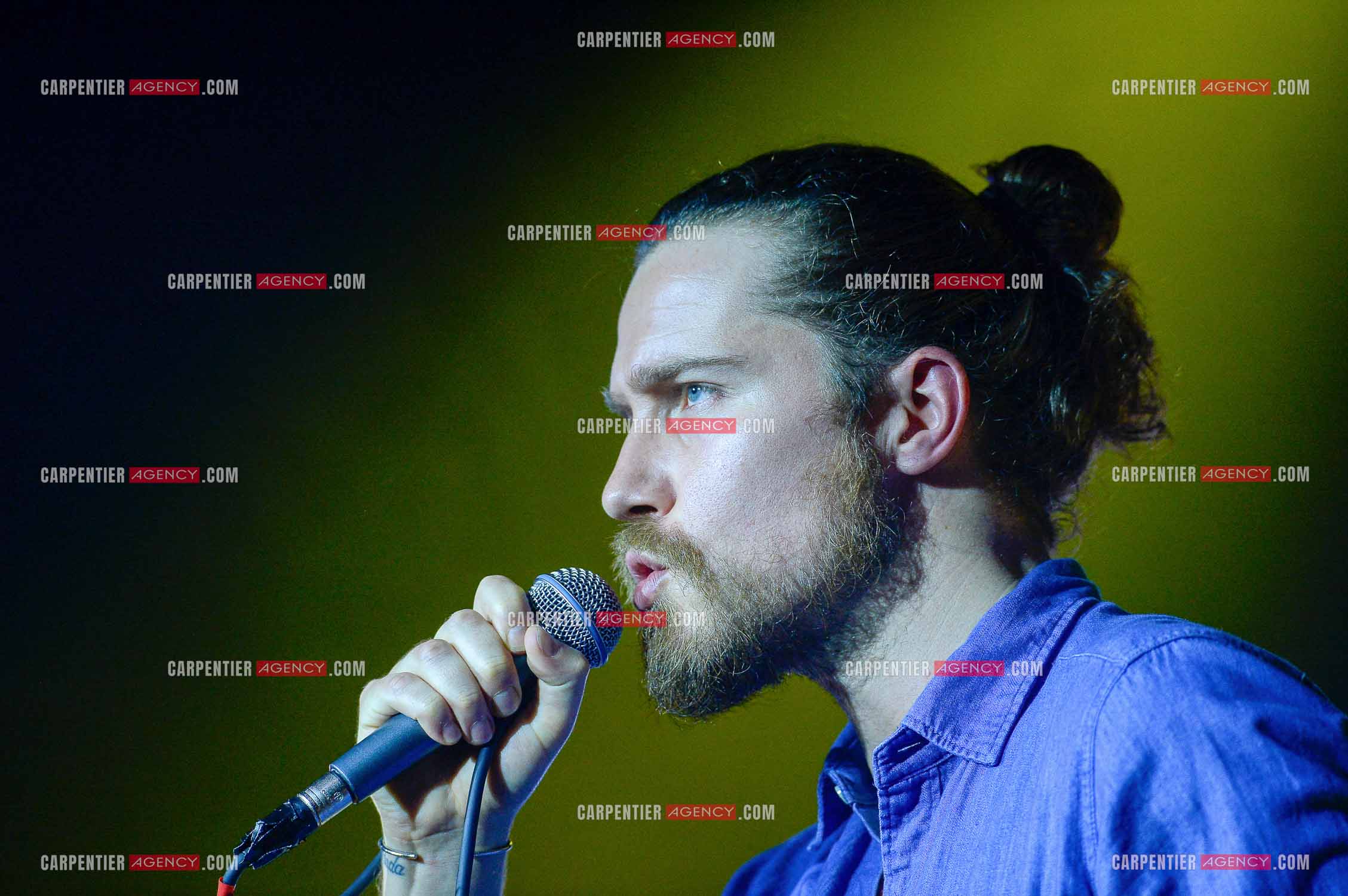 Soirée privée au PAN PIPER avec Julien Doré dans le 20 ém arrondissement de Paris.   ( Exclusif )