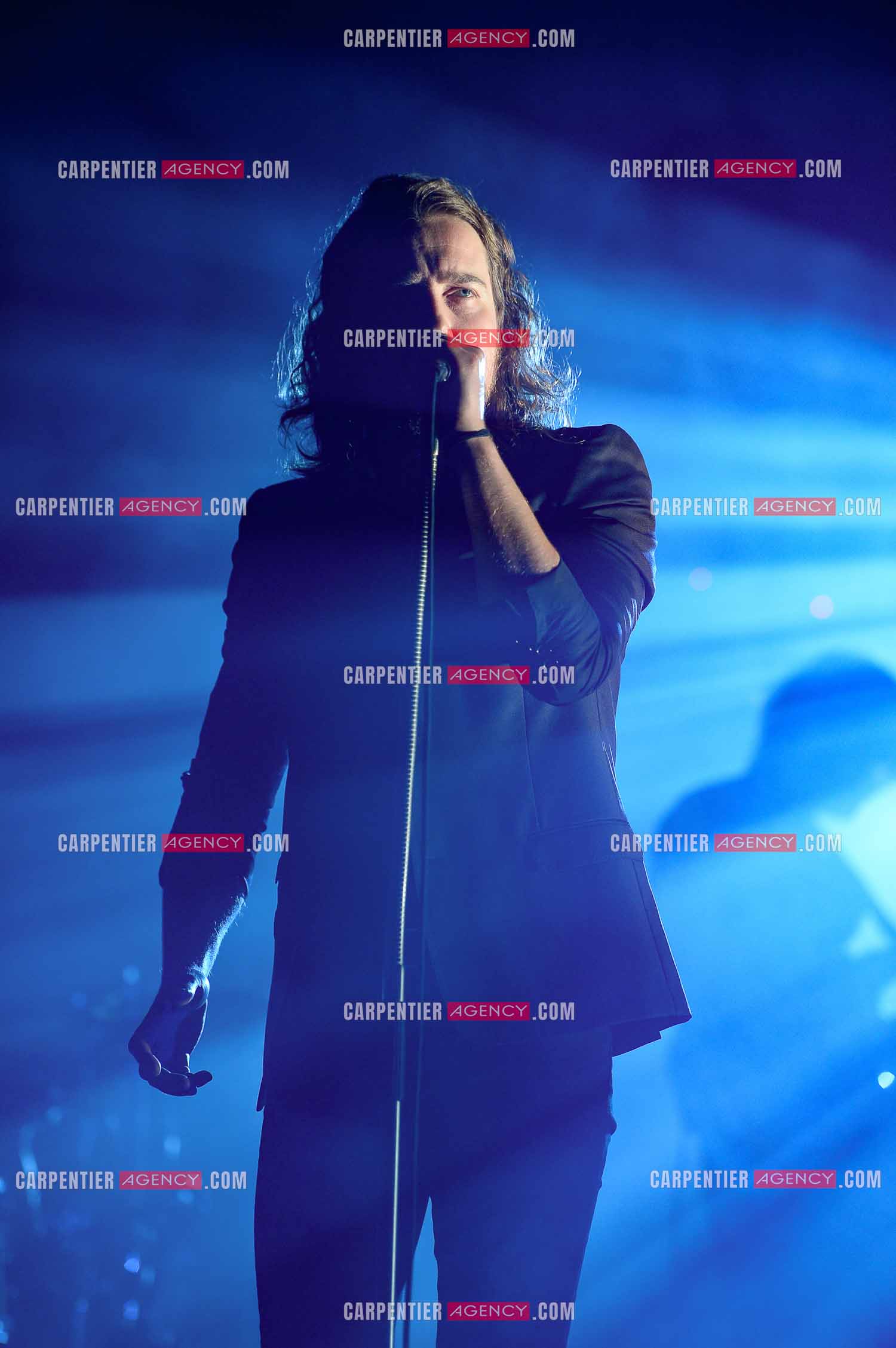 Le chanteur Julien Doré en concert au Zénith de Paris en 2015.