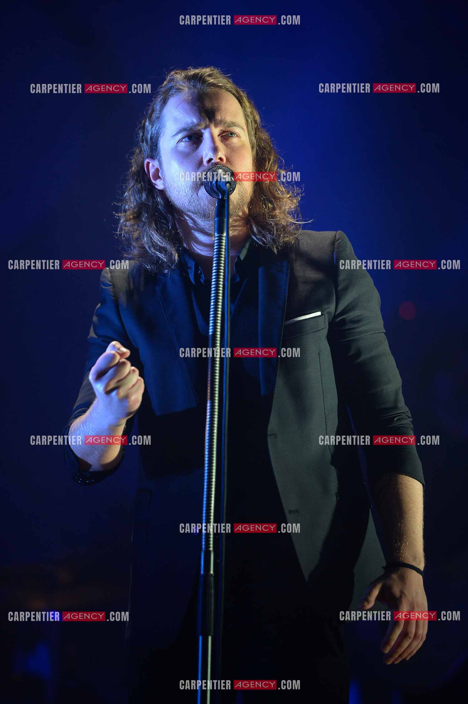 Le chanteur Julien Doré en concert au Zénith de Paris en 2015.