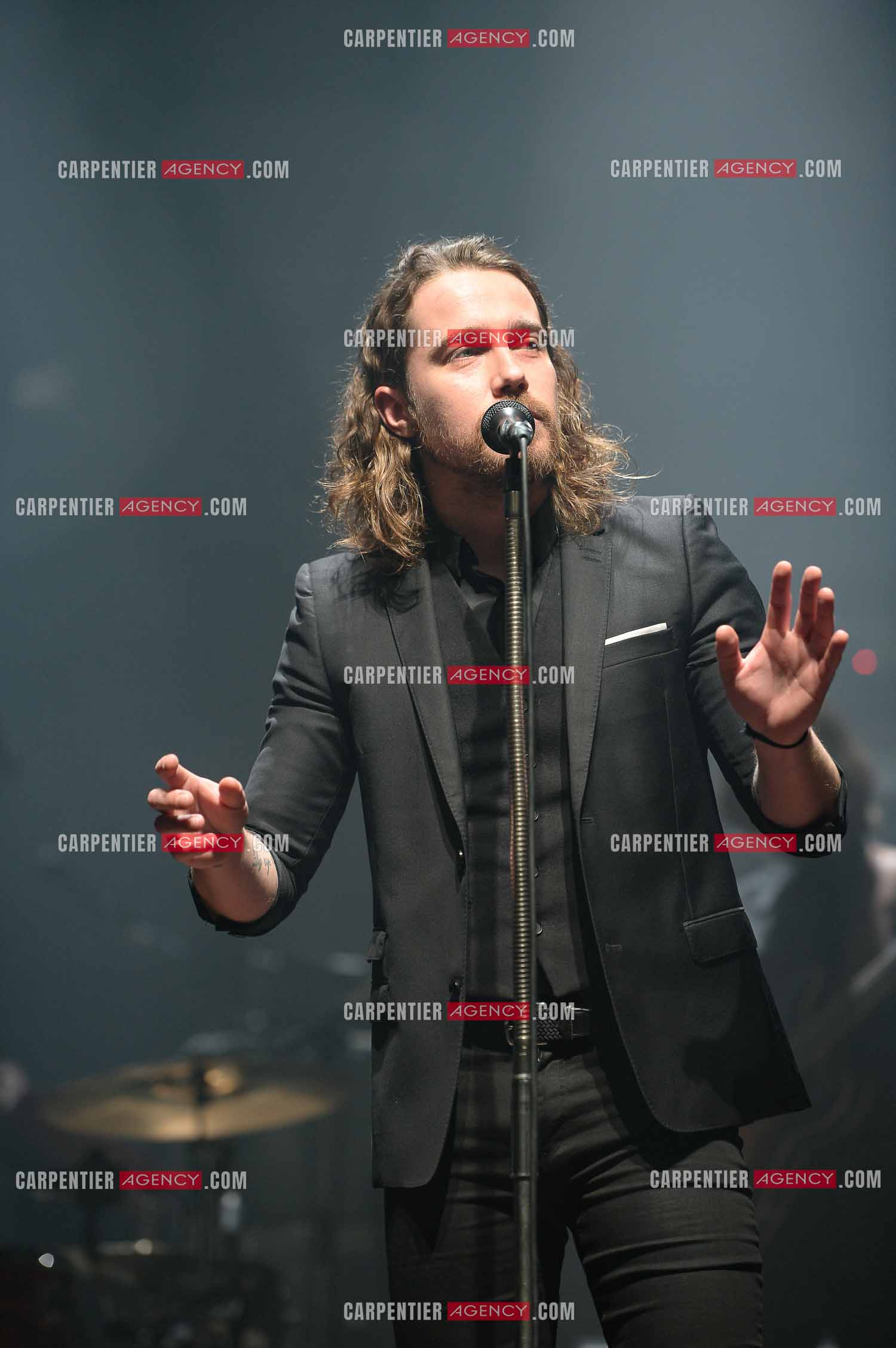 Le chanteur Julien Doré en concert au Zénith de Paris en 2015.