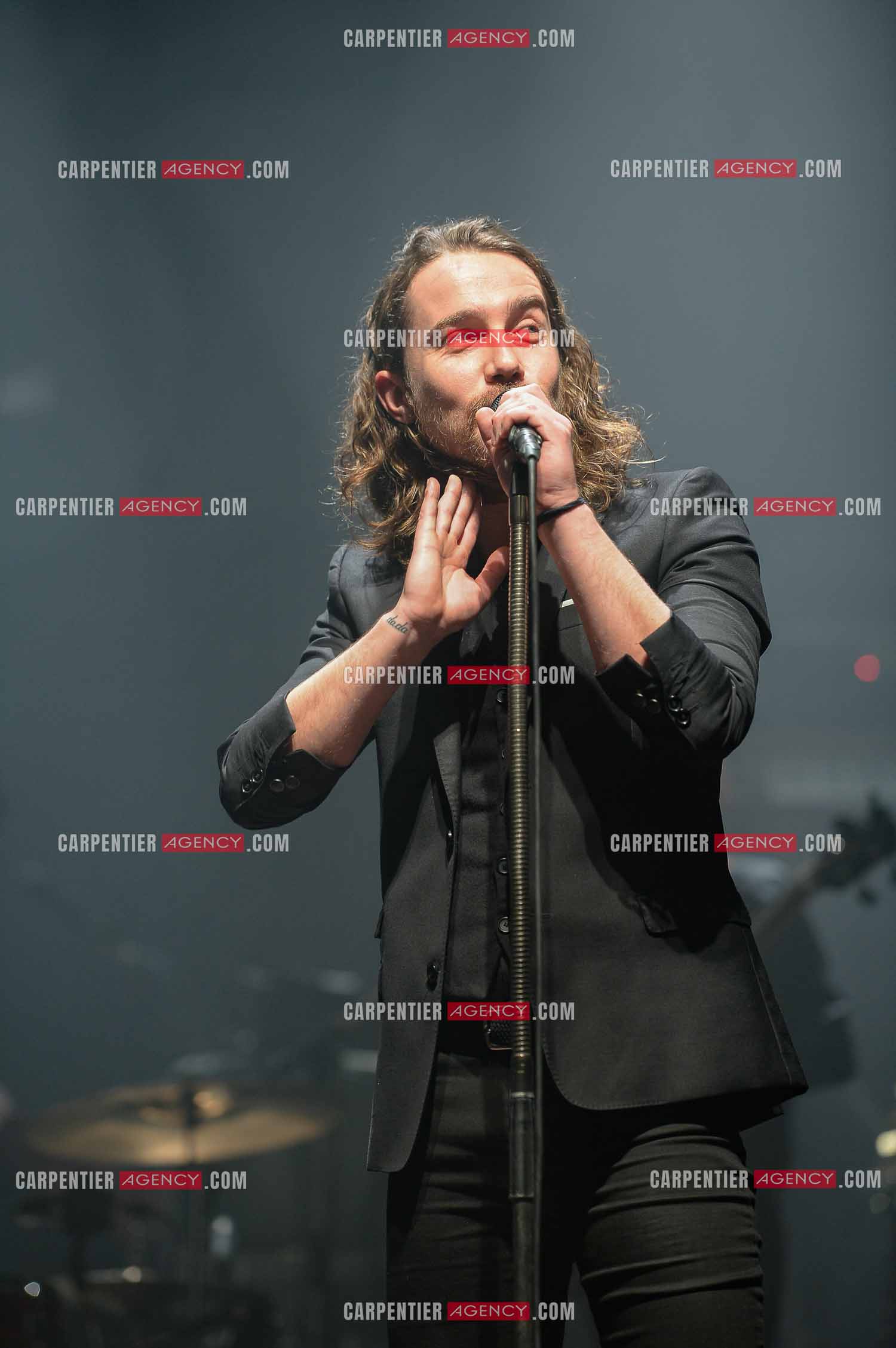 Le chanteur Julien Doré en concert au Zénith de Paris en 2015.