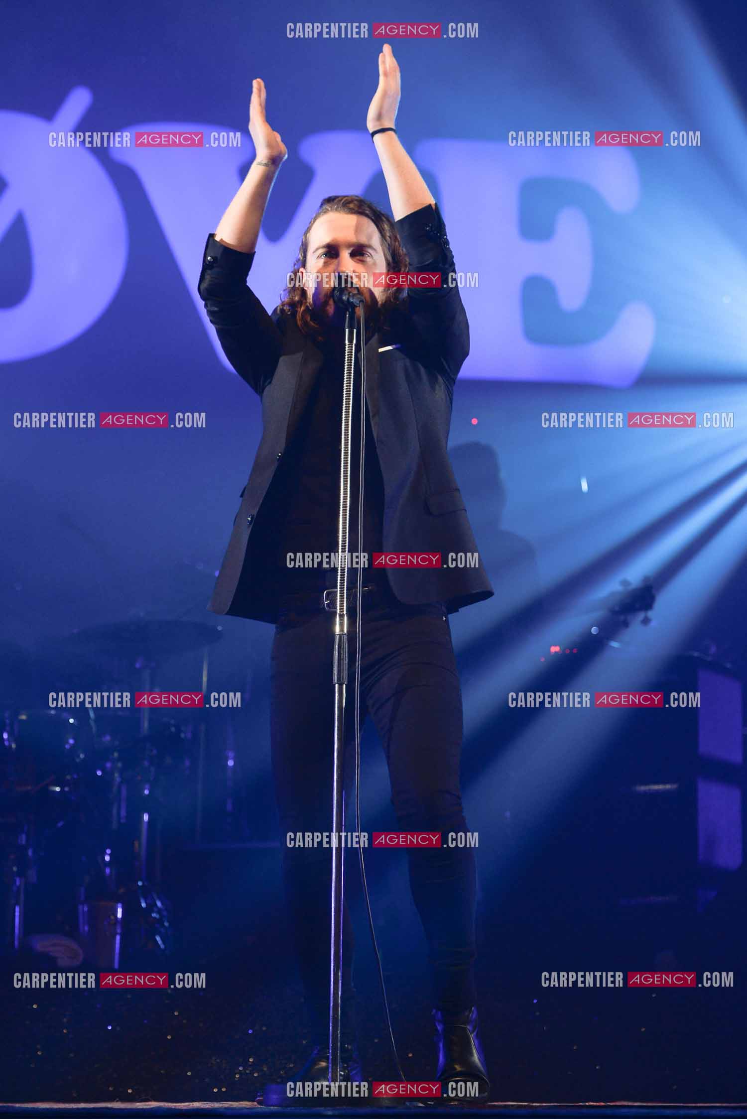Le chanteur Julien Doré en concert au Zénith de Paris en 2015.
