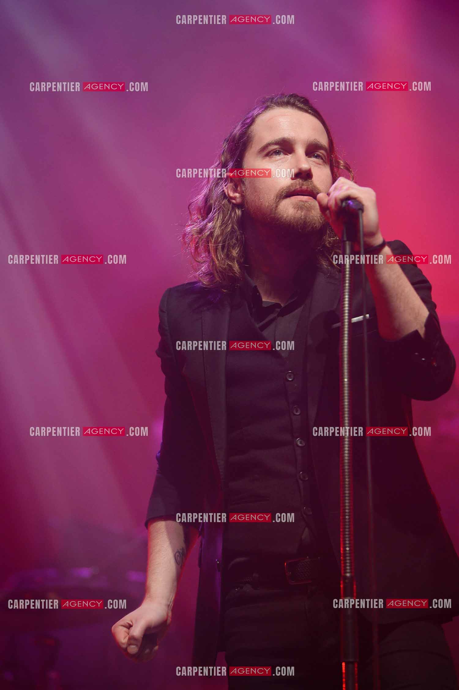 Le chanteur Julien Doré en concert au Zénith de Paris en 2015.