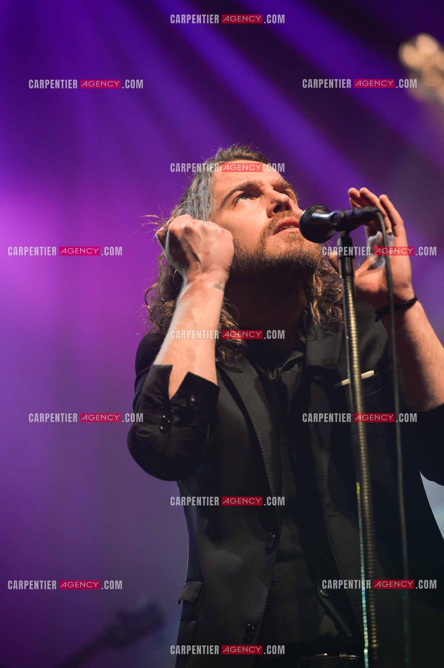 Le chanteur Julien Doré en concert au Zénith de Paris en 2015.