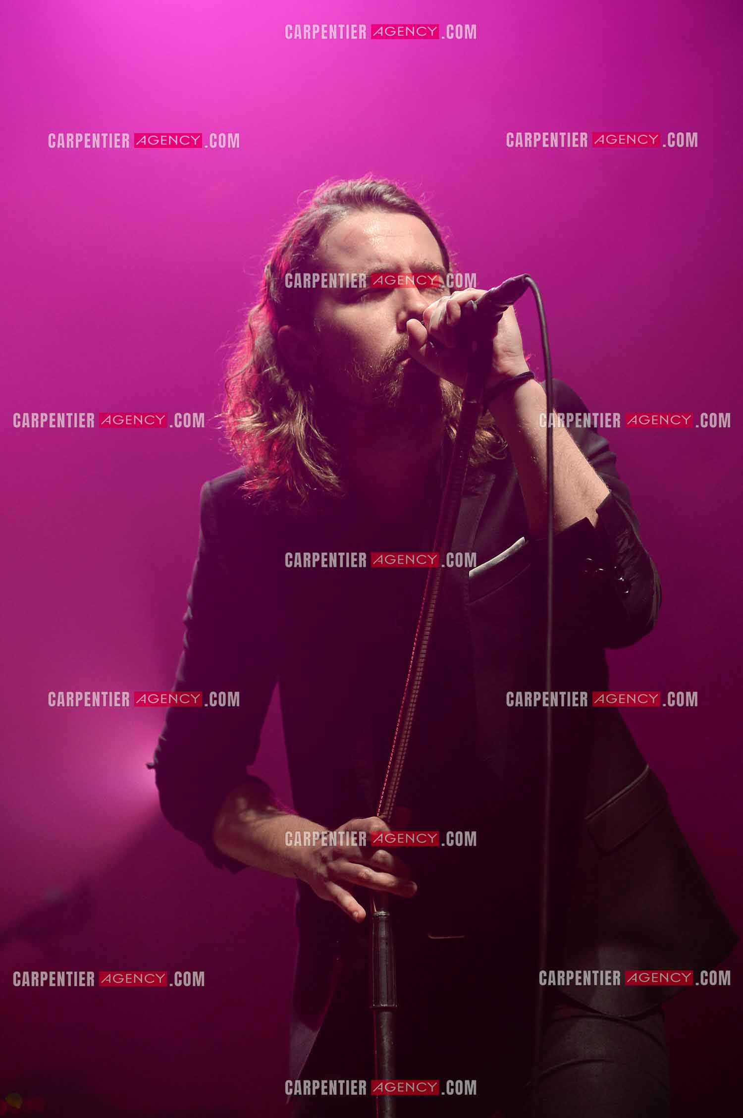 Le chanteur Julien Doré en concert au Zénith de Paris en 2015.