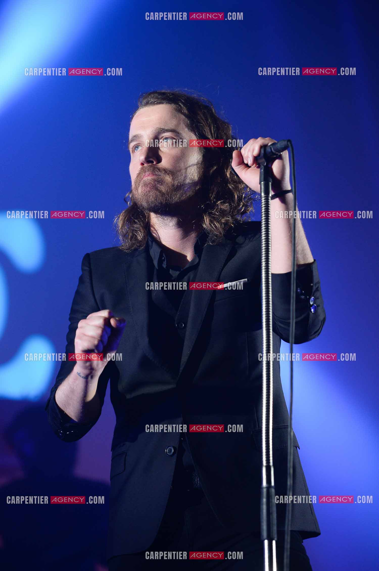 Le chanteur Julien Doré en concert au Zénith de Paris en 2015.