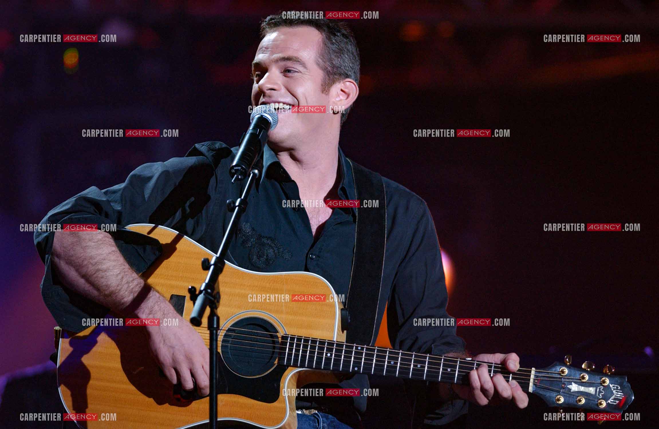 Le chanteur chanteur Garou en concert pour les 20 ans du Zénith de Paris.     ( Exclusif )
