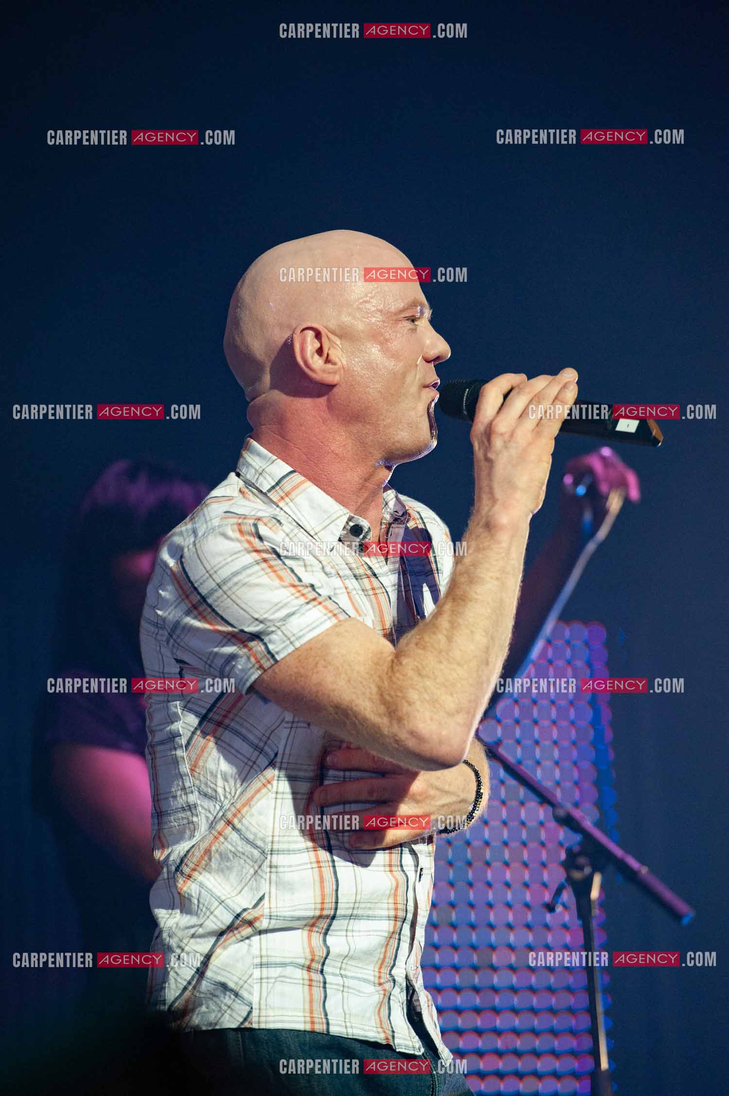 Le chanteur écossais Jimmy Somerville connu pour son tube “ Smalltown Boy “ dans la tournée RFM LOVE 80 au Zénith de Paris en 2010.      ( Exclusif )
