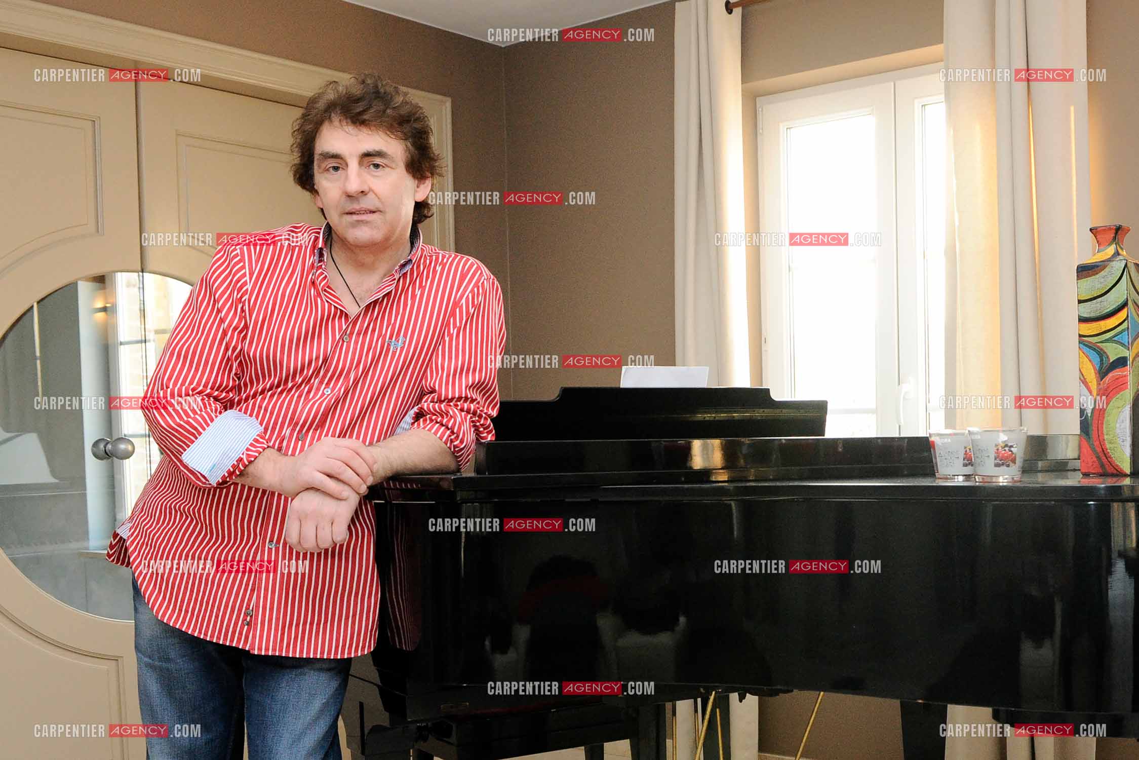 Le chanteur Claude Barzotti chez lui en Belgique en 2011.         ( Exclusif )
