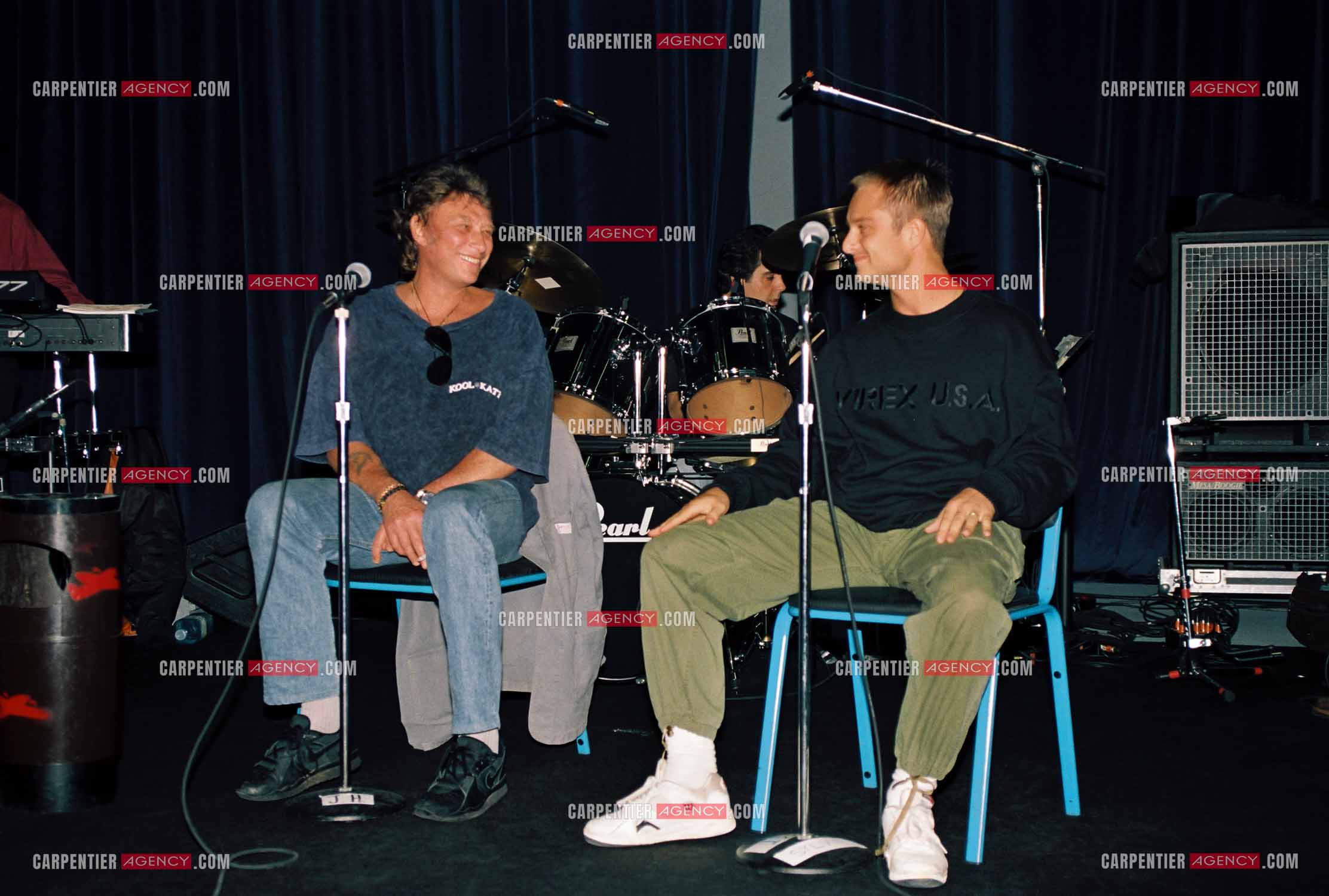 Johnny Hallyday et son fils David lors des répétitions au studio LONG COURRIER a Aubervilliers  pour ses concerts au PARC DES PRINCES ou il fètera l'anniversaire de ses 50 ans.  ( Exclusif )