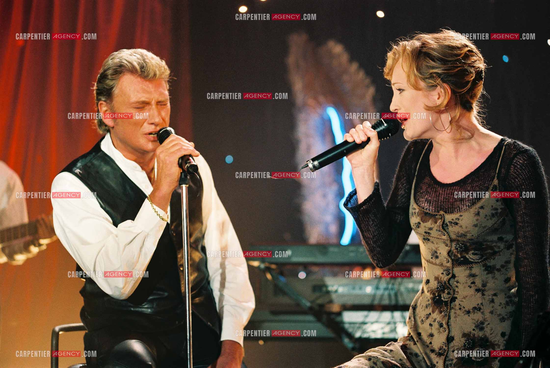 Le chanteur Johnny Hallyday et la chanteuse Patricia Kaas lors de l'enregistrement de l'émission  “ Je te dis vous “ sur TF1.       ( Exclusif )