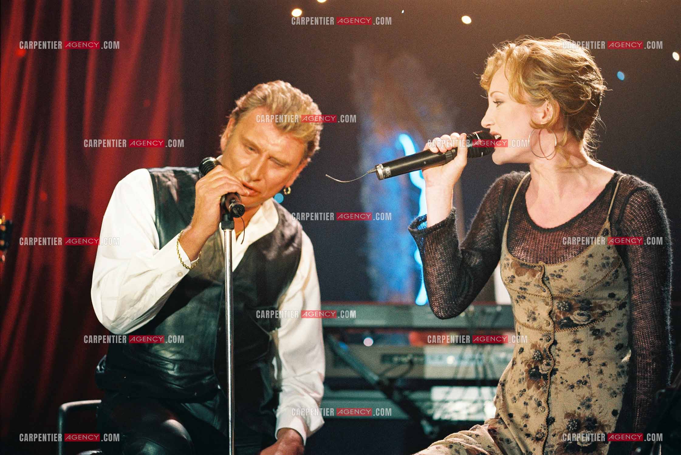 Le chanteur Johnny Hallyday et la chanteuse Patricia Kaas lors de l'enregistrement de l'émission  “ Je te dis vous “ sur TF1.       ( Exclusif )