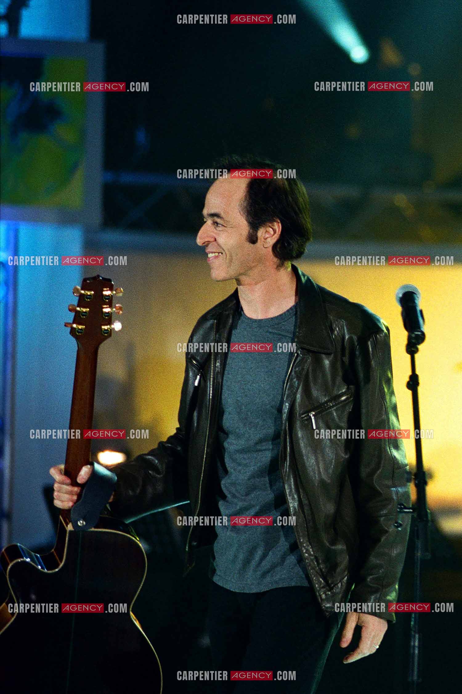 Enregistrement  spécial sur TF1. Invité de l'émission, Jean-Jacques Goldman le 18 Mars 2002.    ( Exclusif )