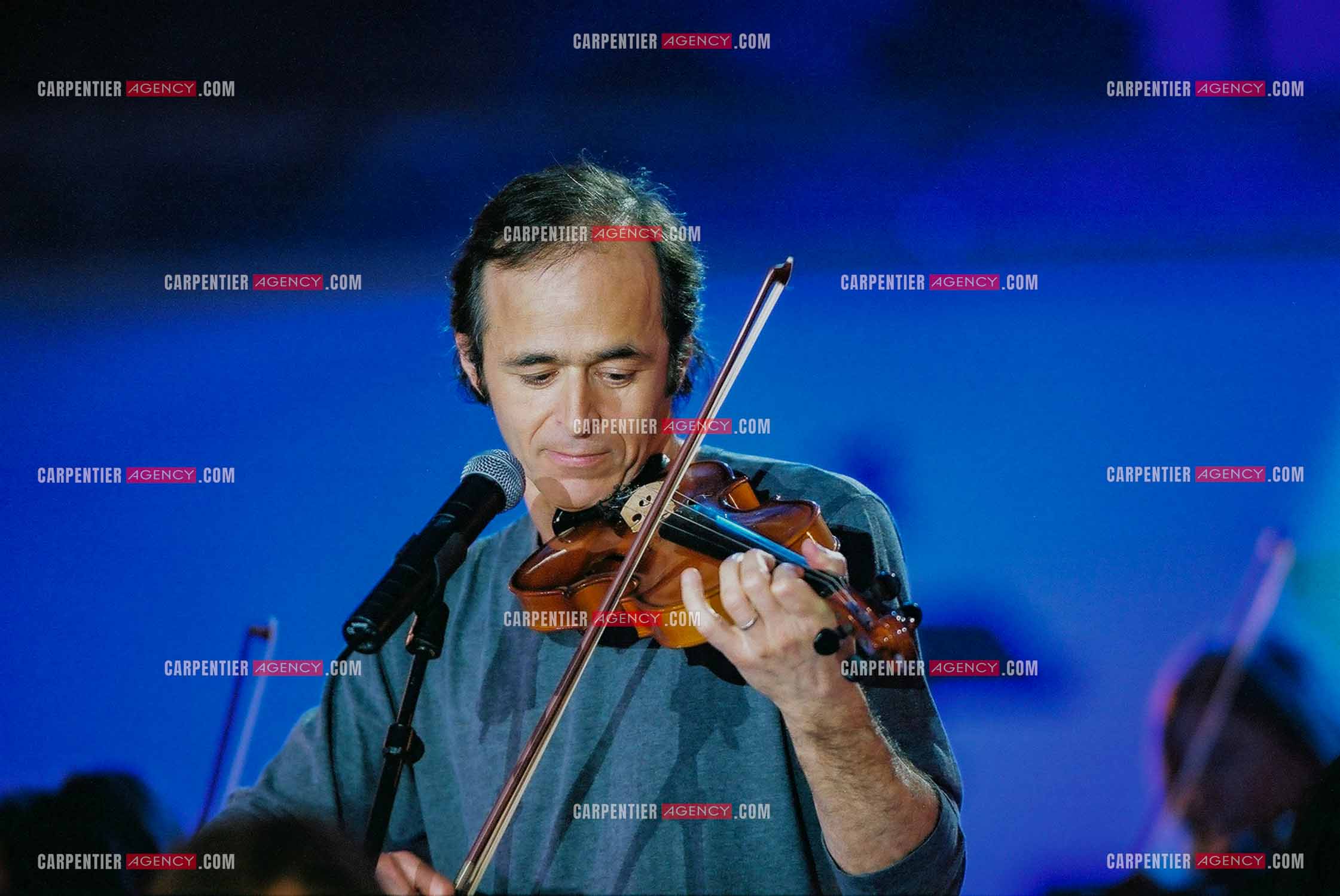 Enregistrement  spécial sur TF1. Invité de l'émission, Jean-Jacques Goldman le 18 Mars 2002.    ( Exclusif )